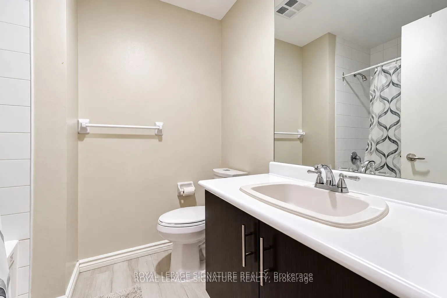 700 King Street W #1005
