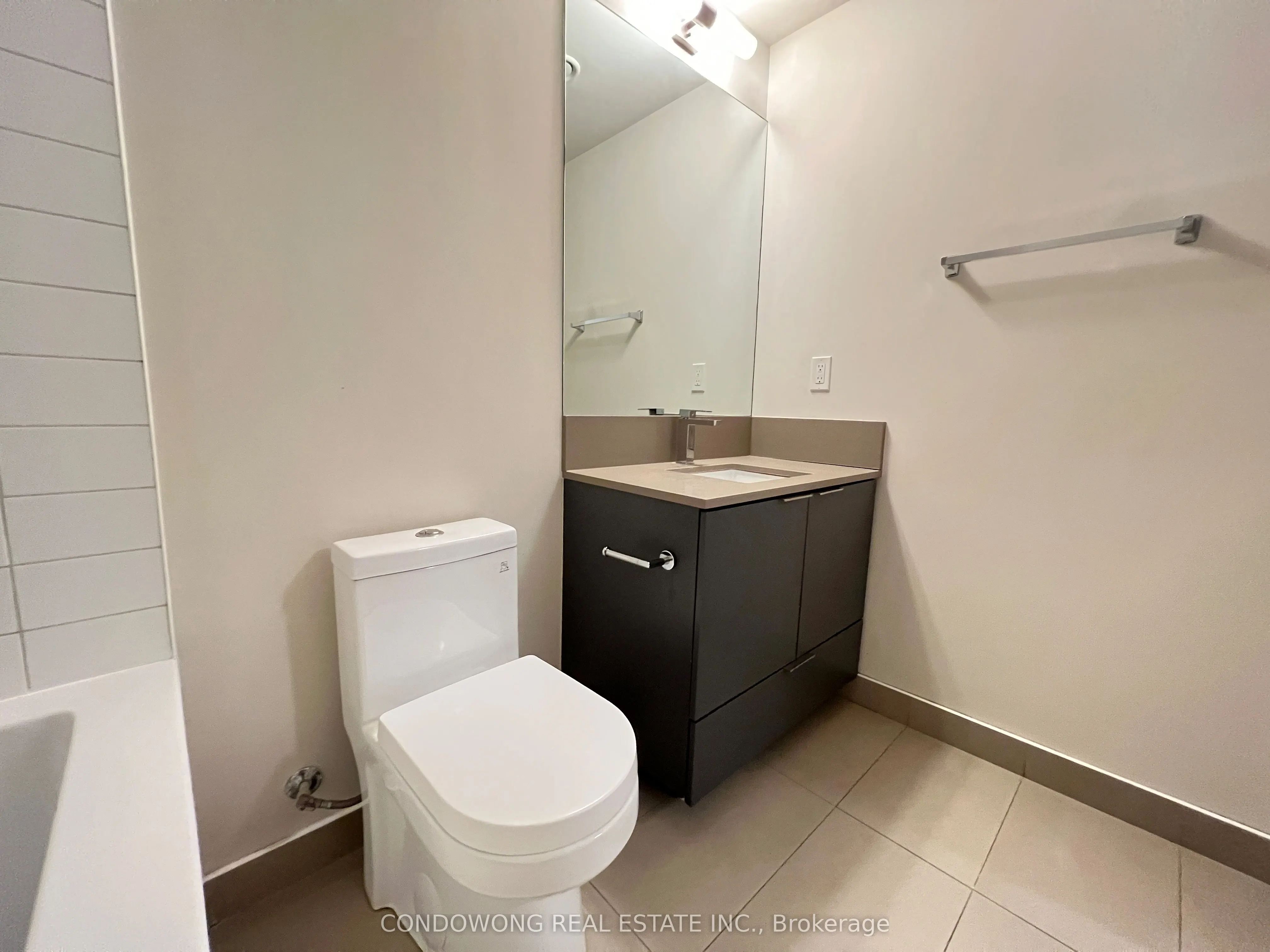 181 Dundas Street E #4101