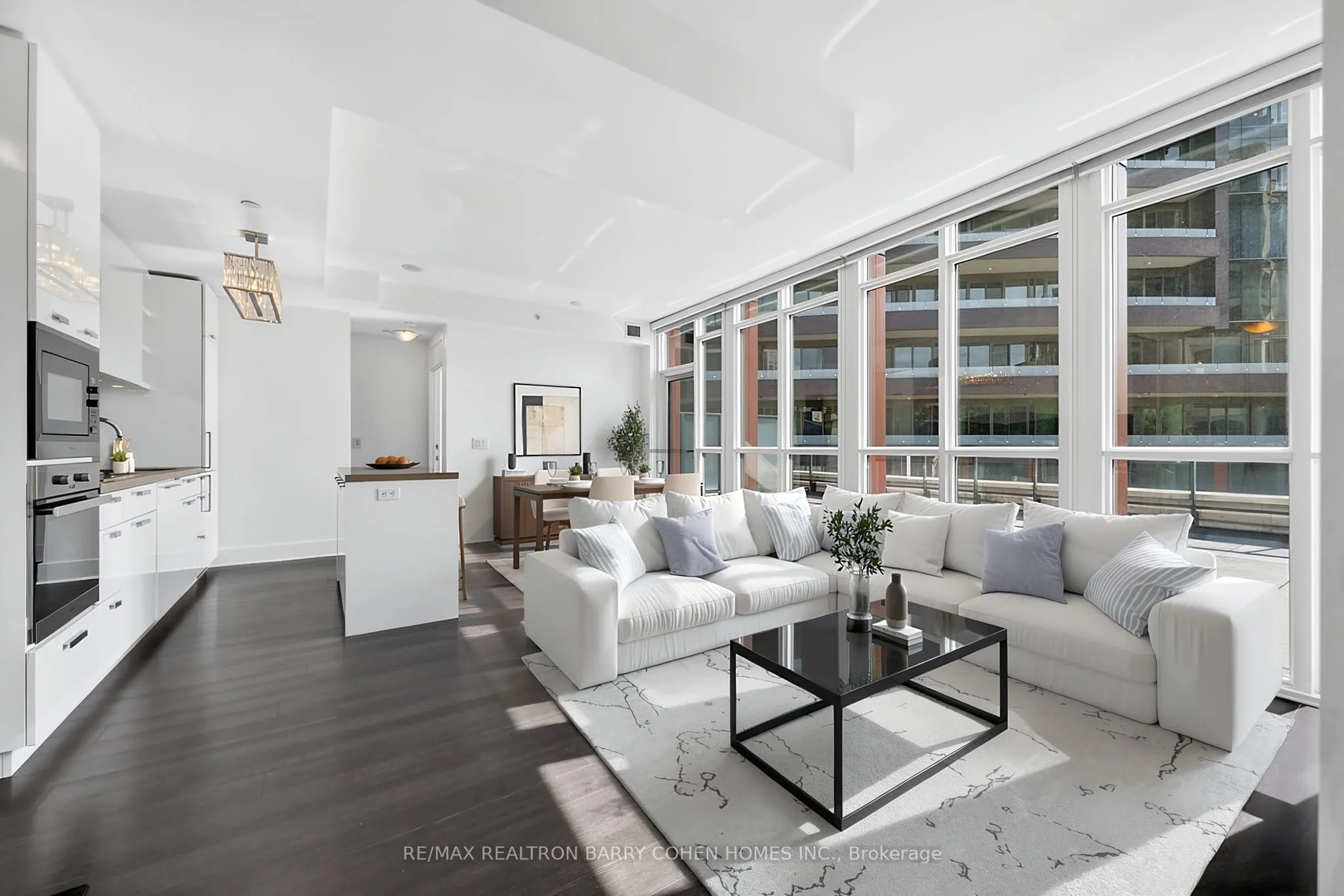 32 Davenport Road #303