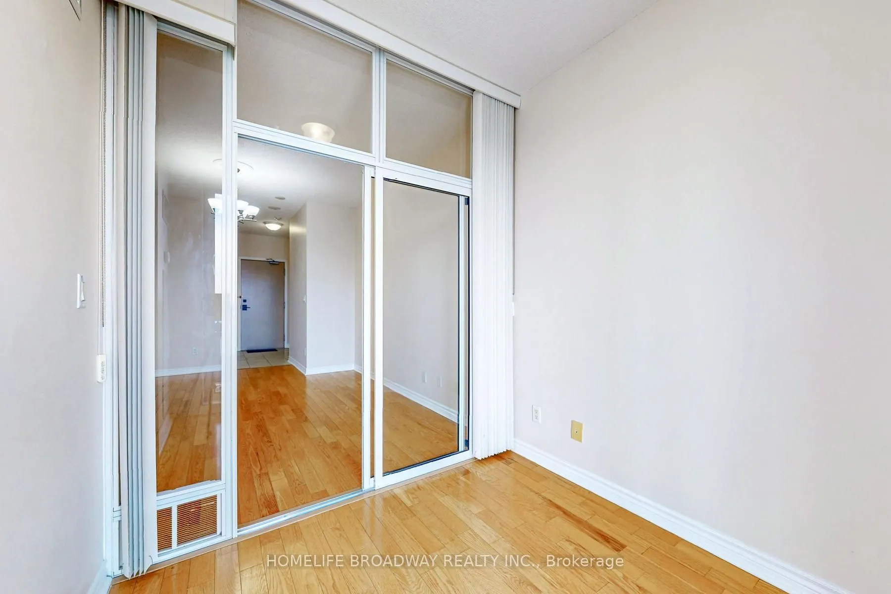 18 Holmes Avenue #2215