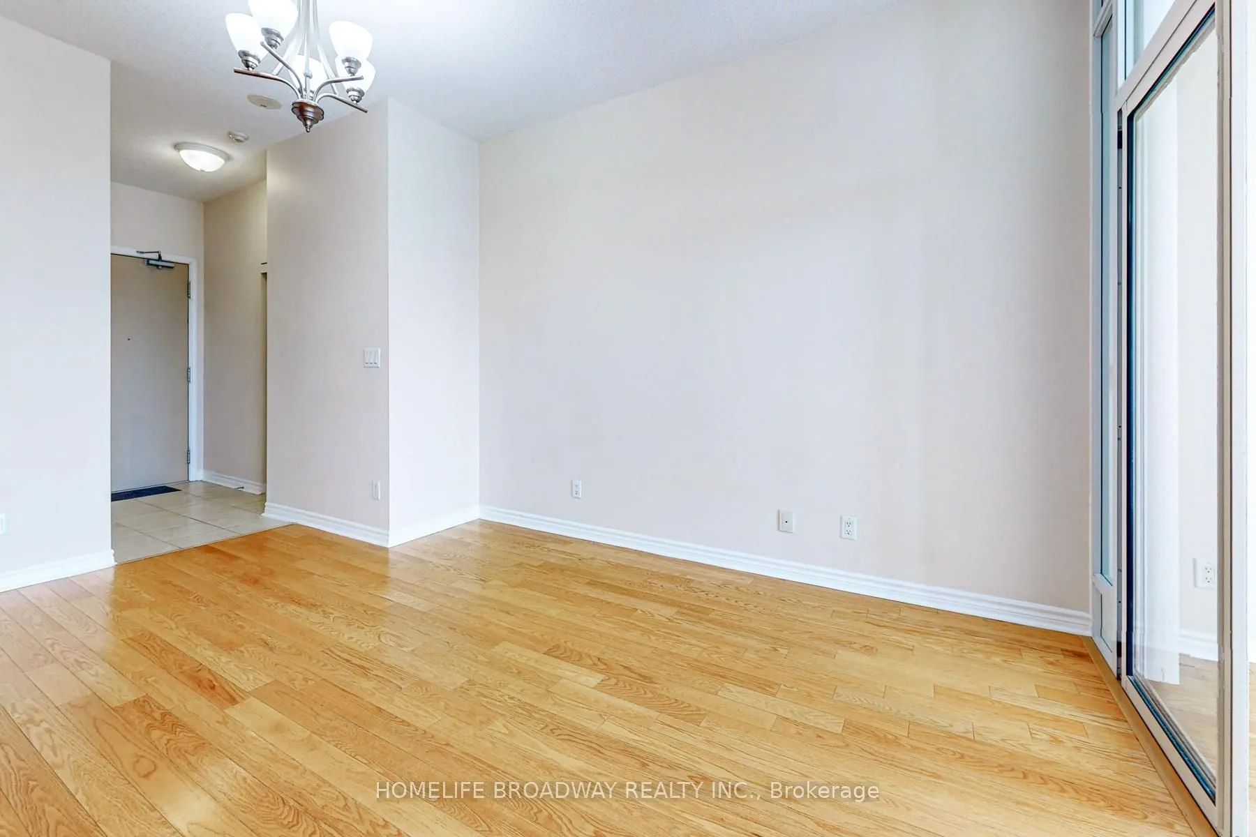 18 Holmes Avenue #2215