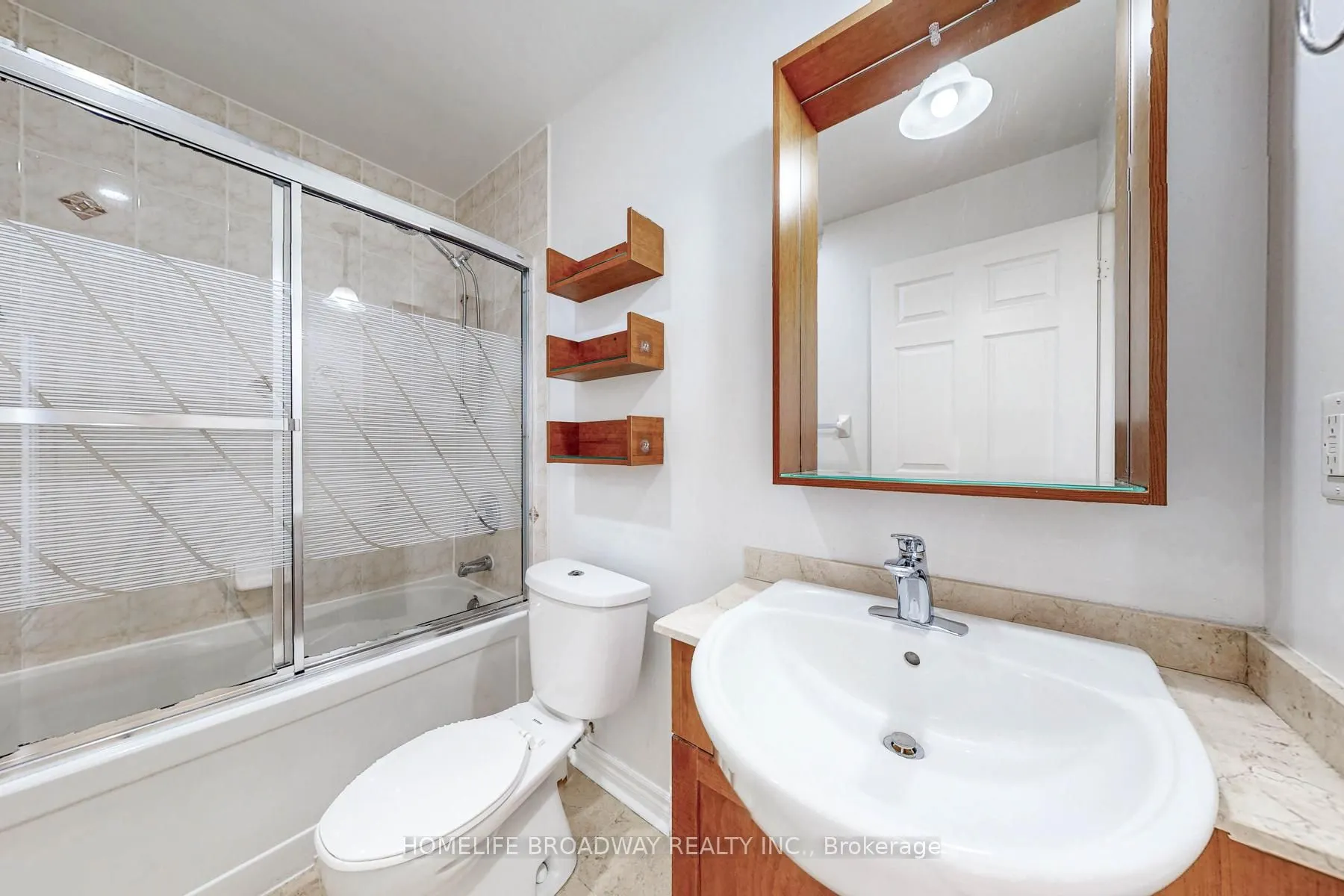18 Holmes Avenue #2215