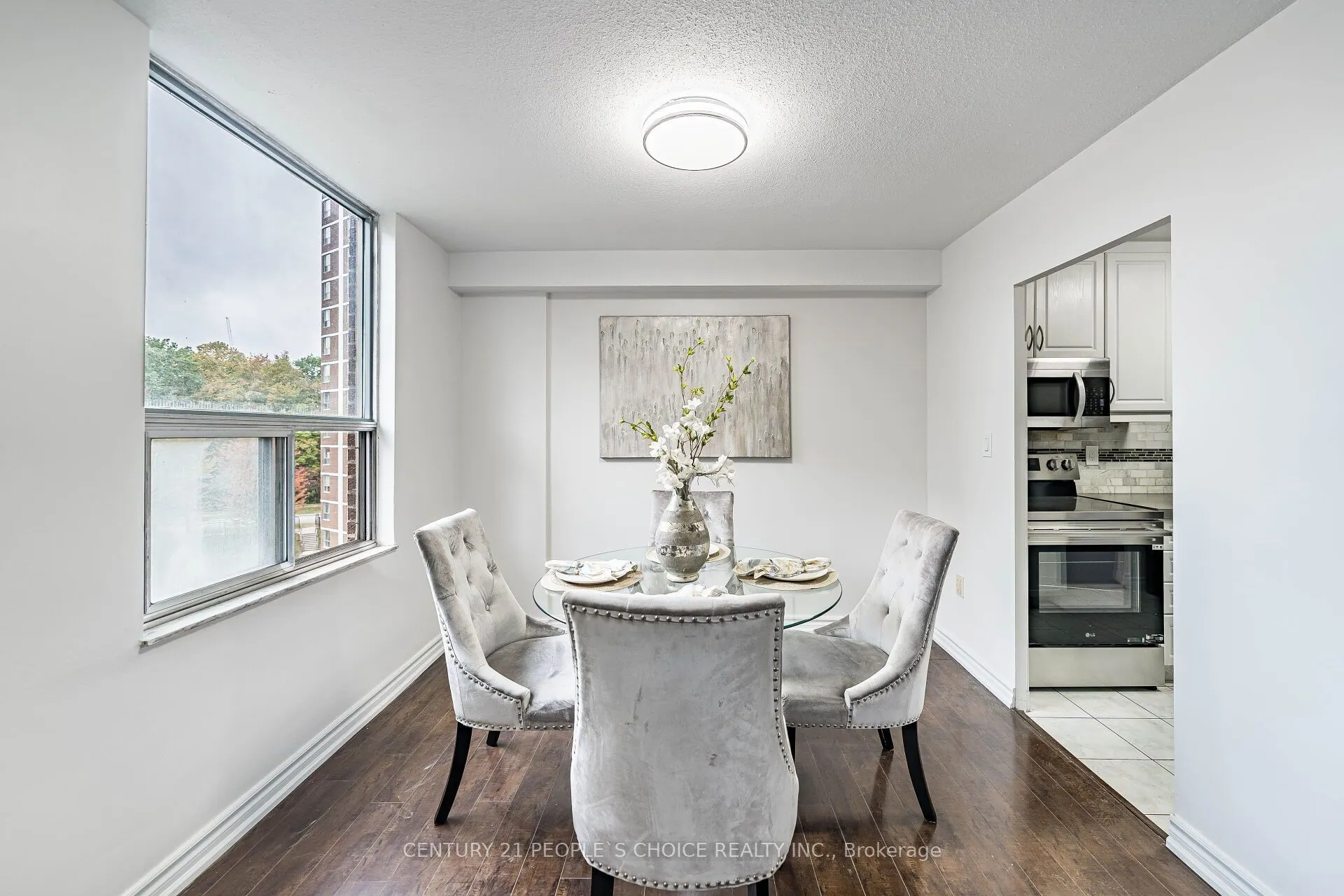 10 Edgecliffe Golfway #809