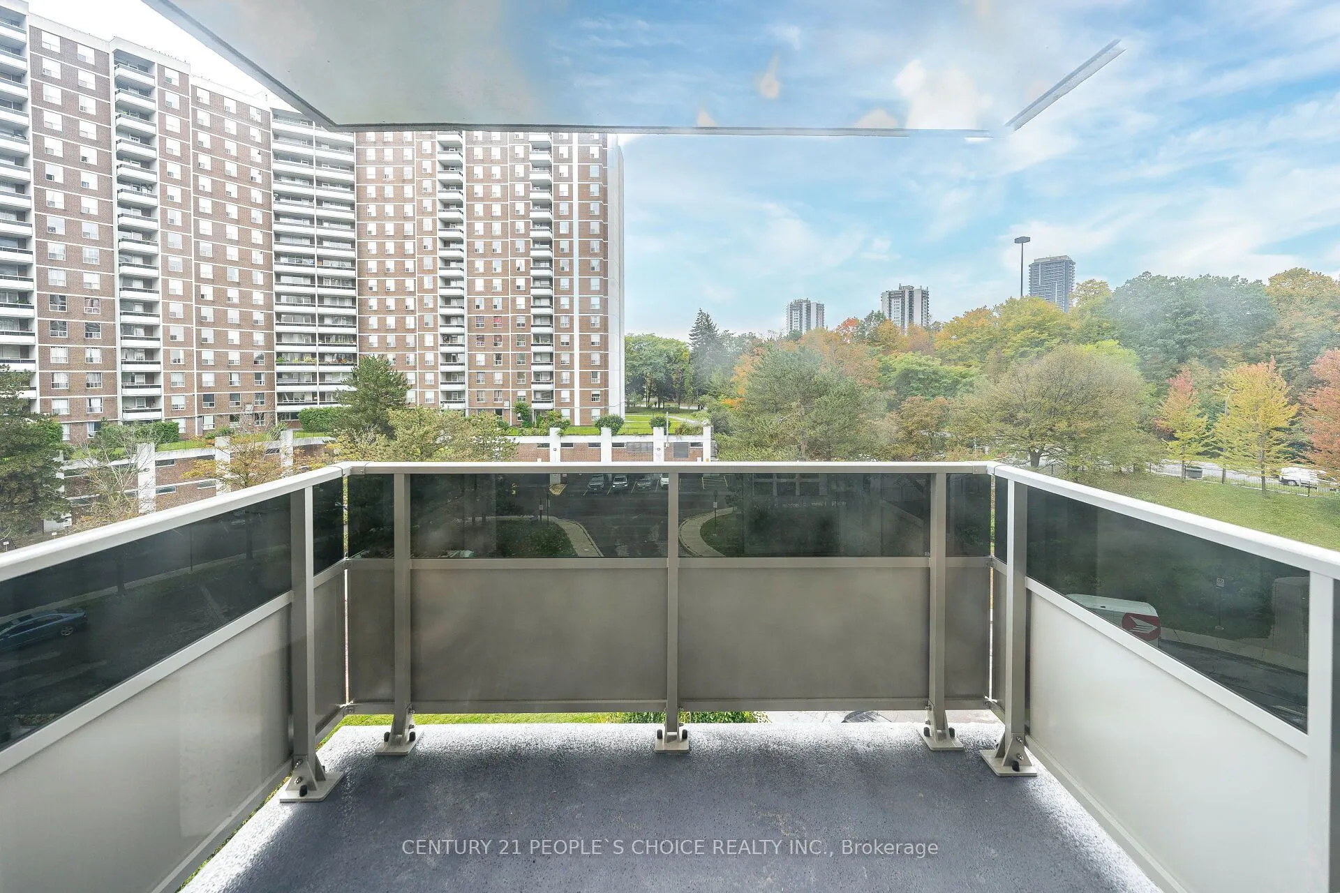 10 Edgecliffe Golfway #809
