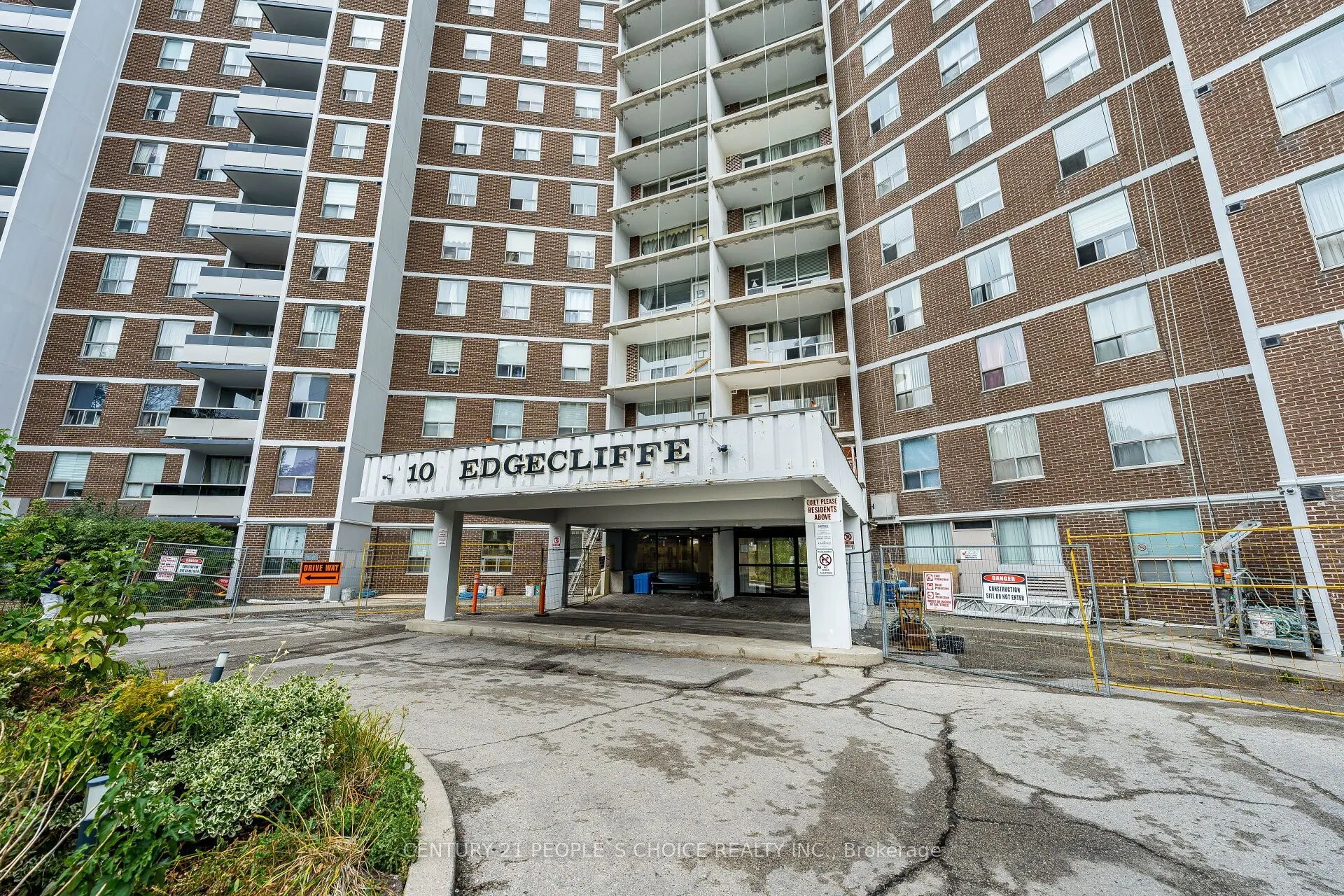10 Edgecliffe Golfway #809