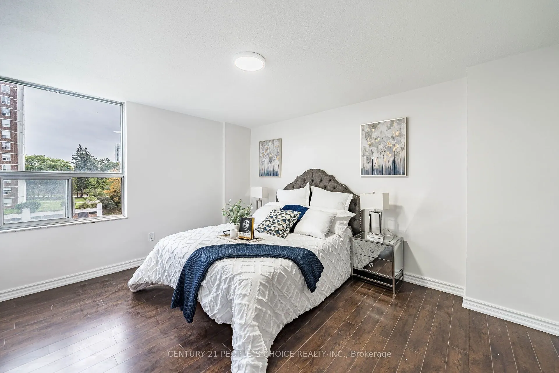 10 Edgecliffe Golfway #809