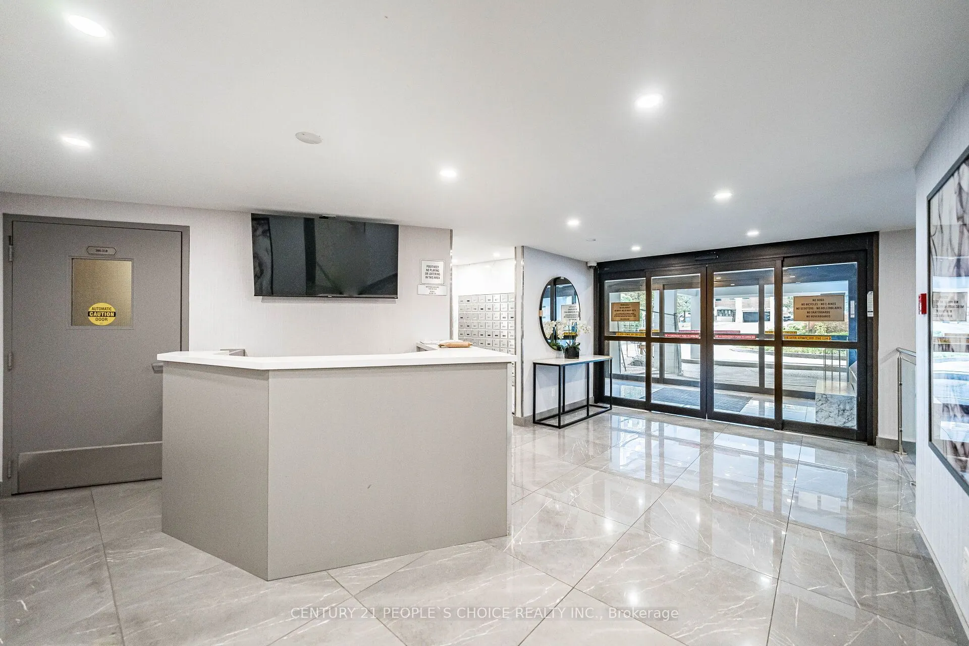 10 Edgecliffe Golfway #809