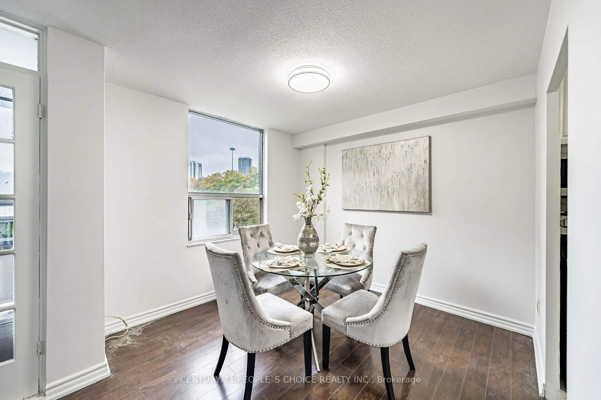 10 Edgecliffe Golfway #809