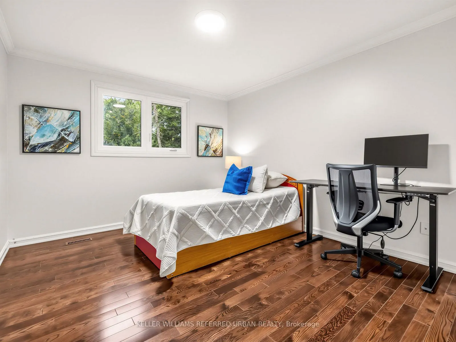 9 Tigerlily Court