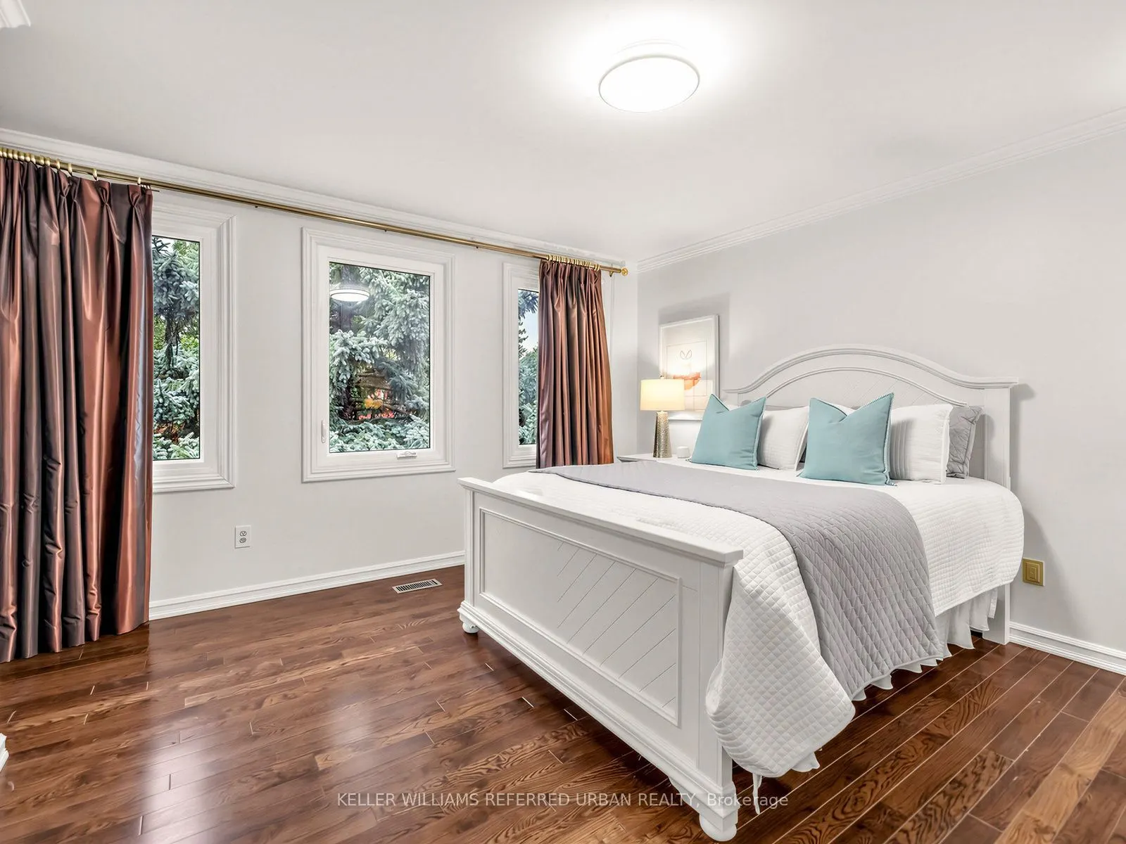 9 Tigerlily Court