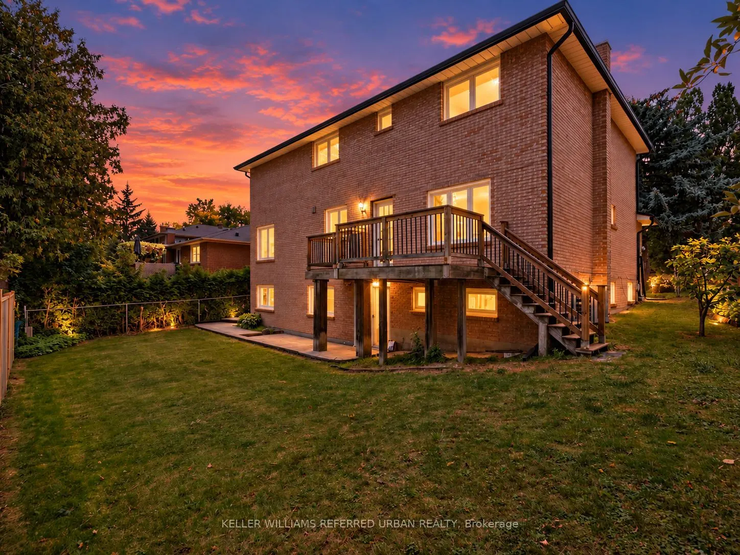 9 Tigerlily Court