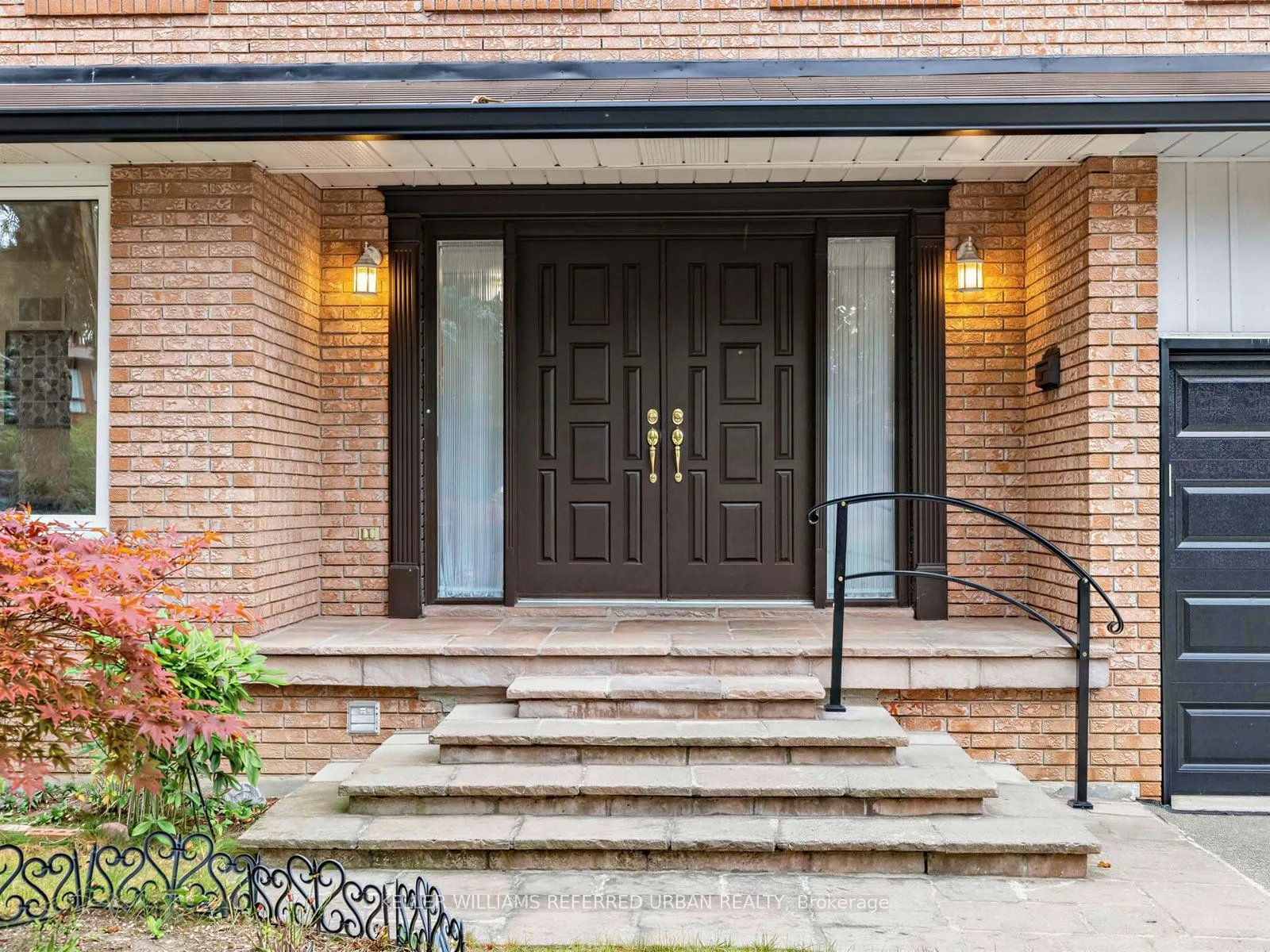 9 Tigerlily Court