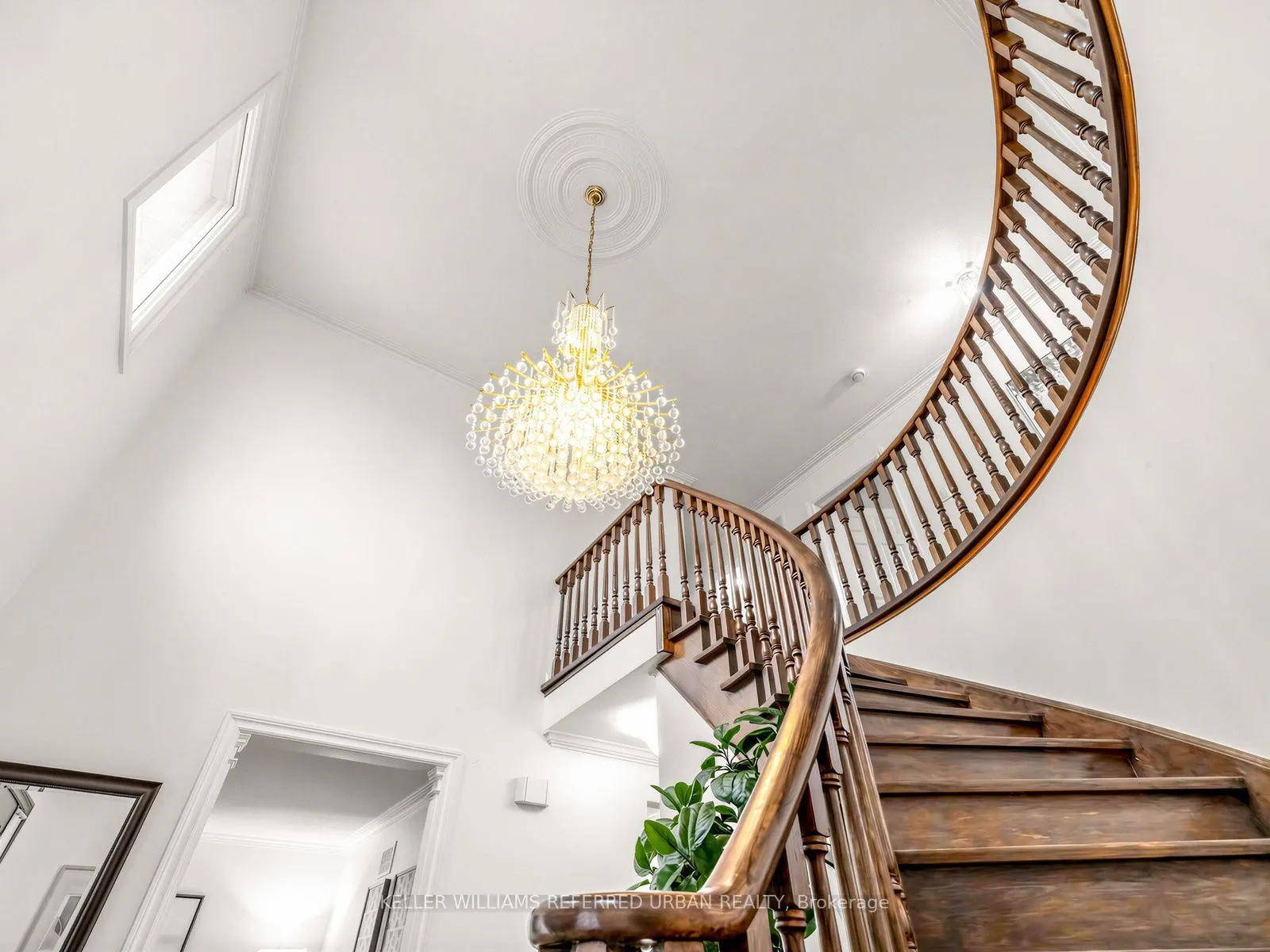 9 Tigerlily Court