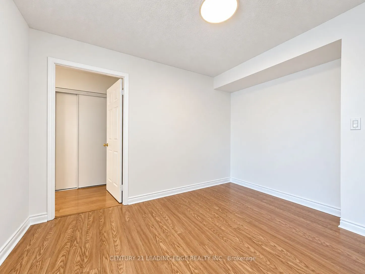 7 Lorraine Drive W #316