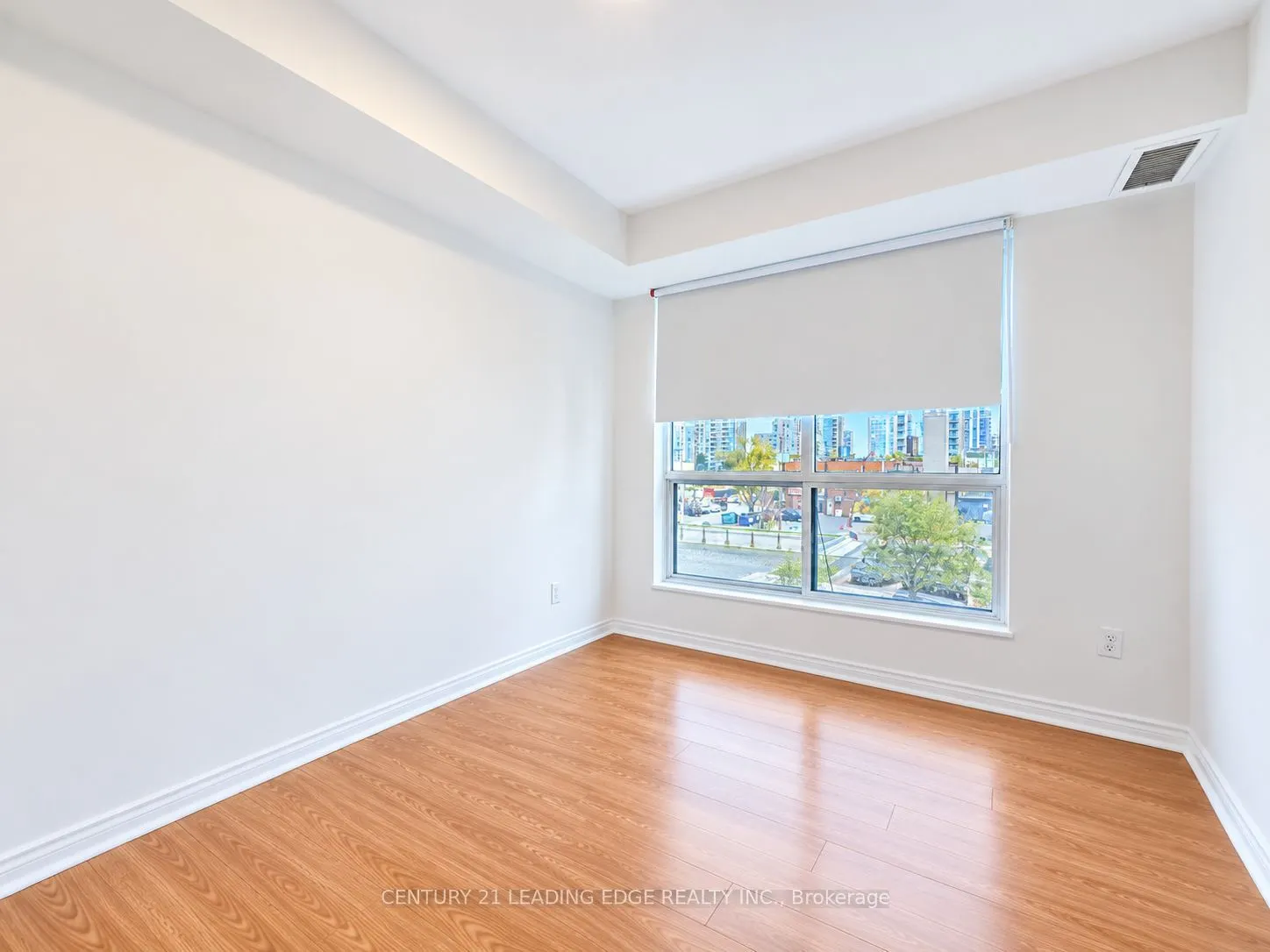 7 Lorraine Drive W #316