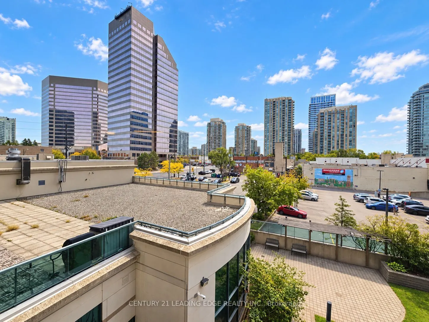 7 Lorraine Drive W #316