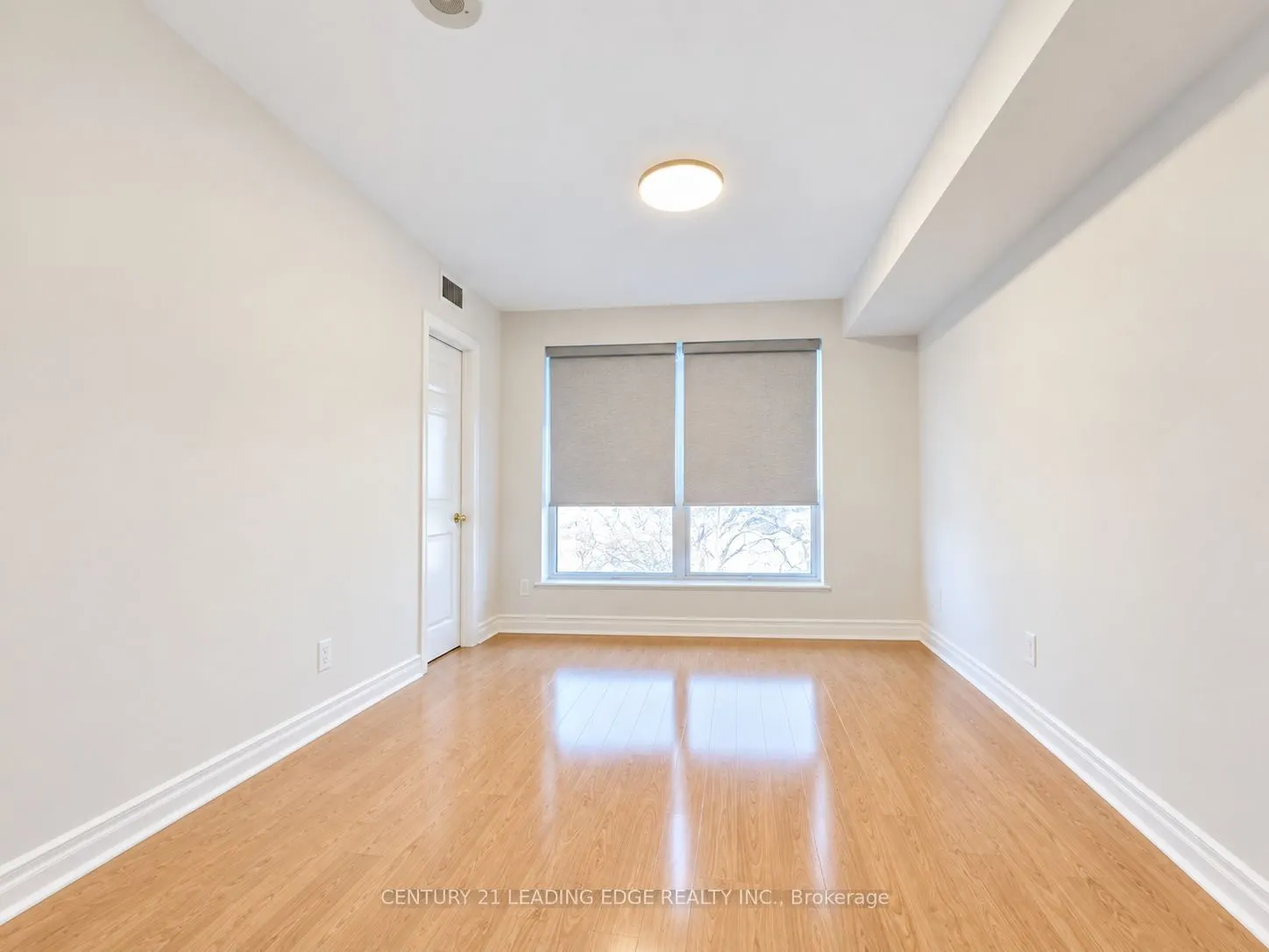 7 Lorraine Drive W #316