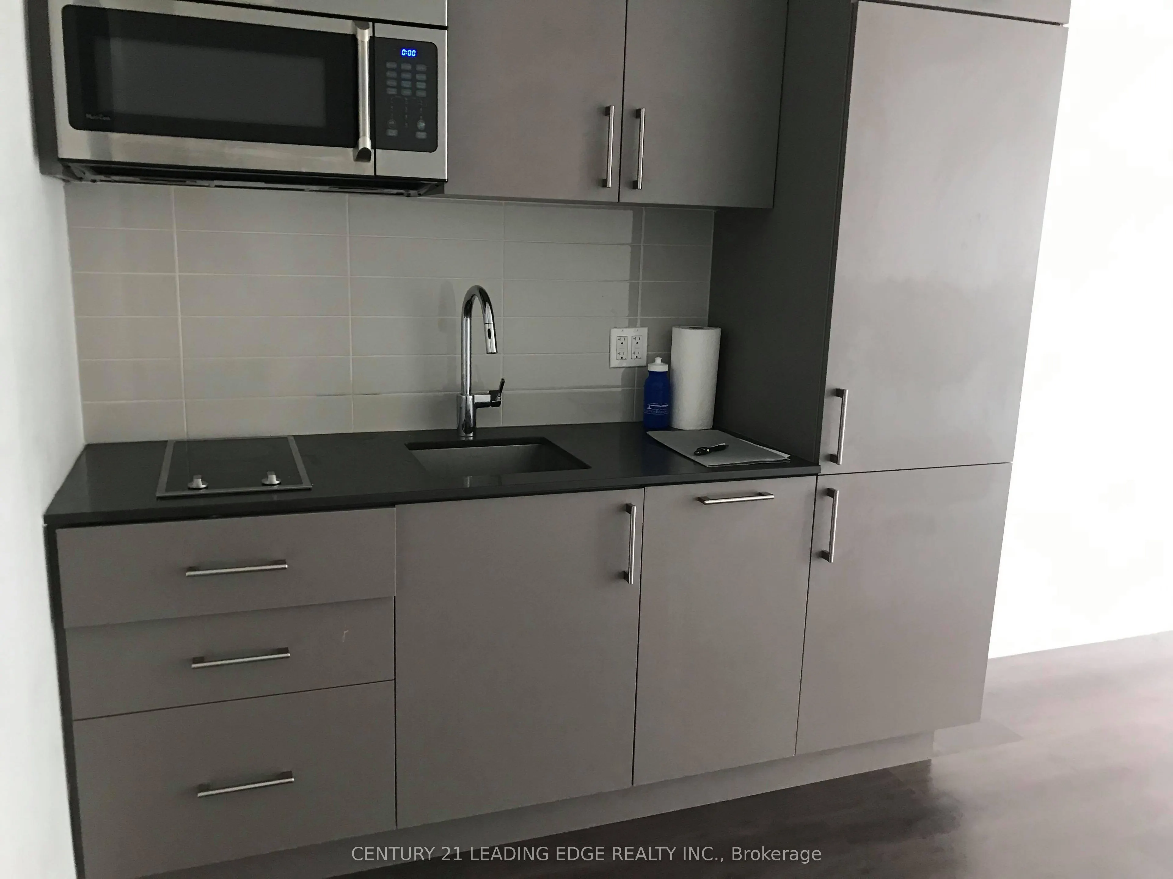 27 Bathurst Street #1116W