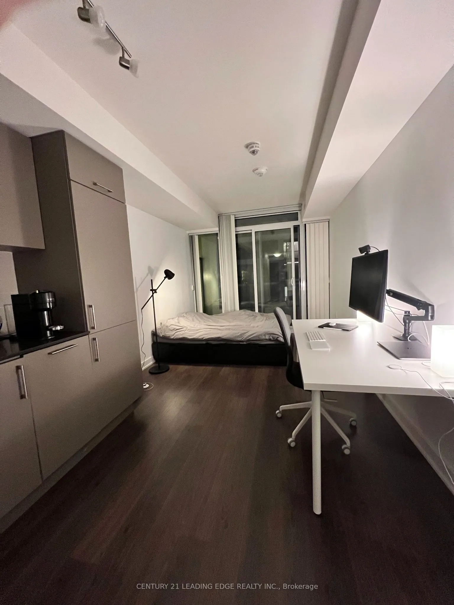 27 Bathurst Street #1116W