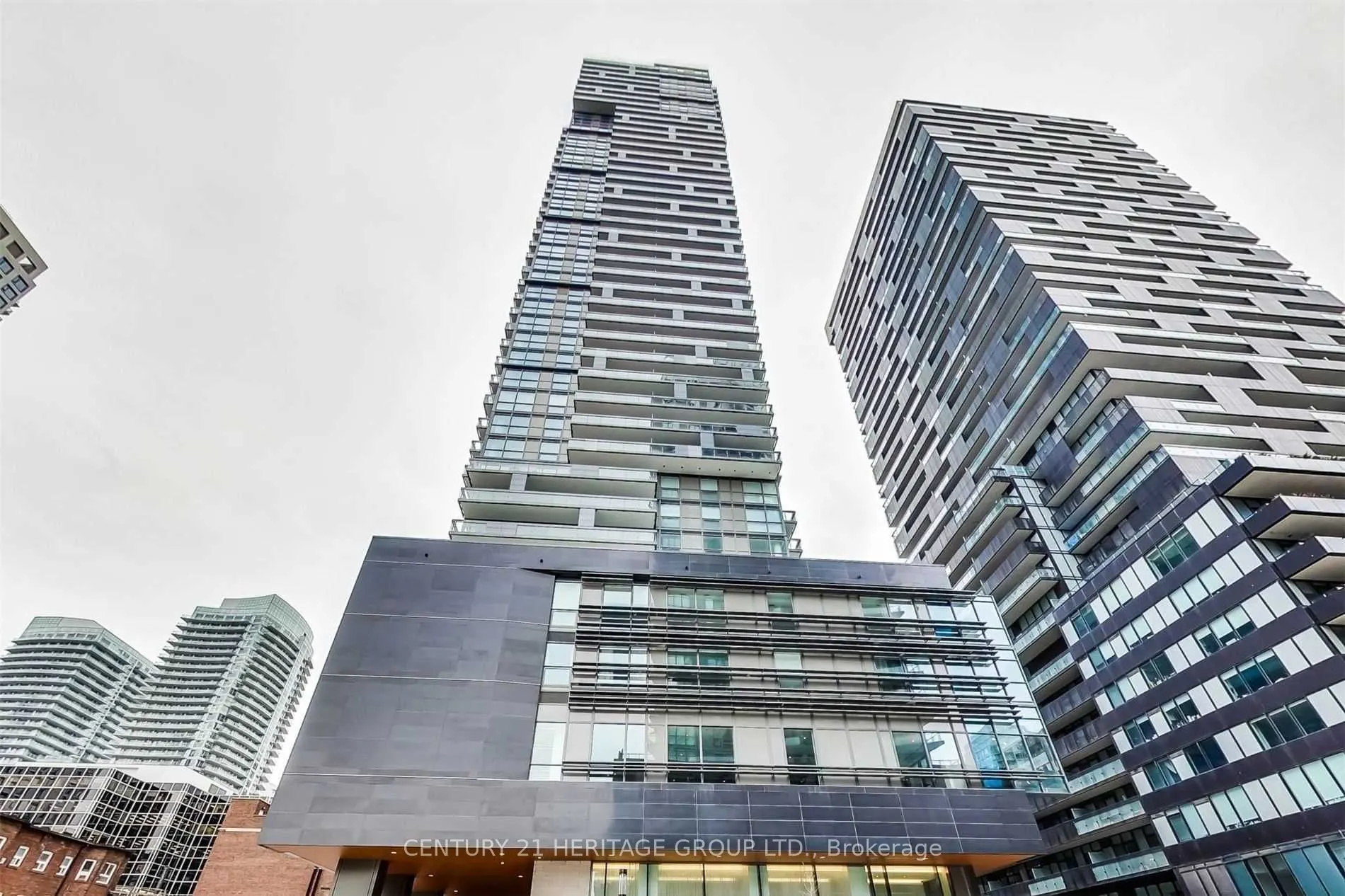 39 Roehampton Avenue #3609