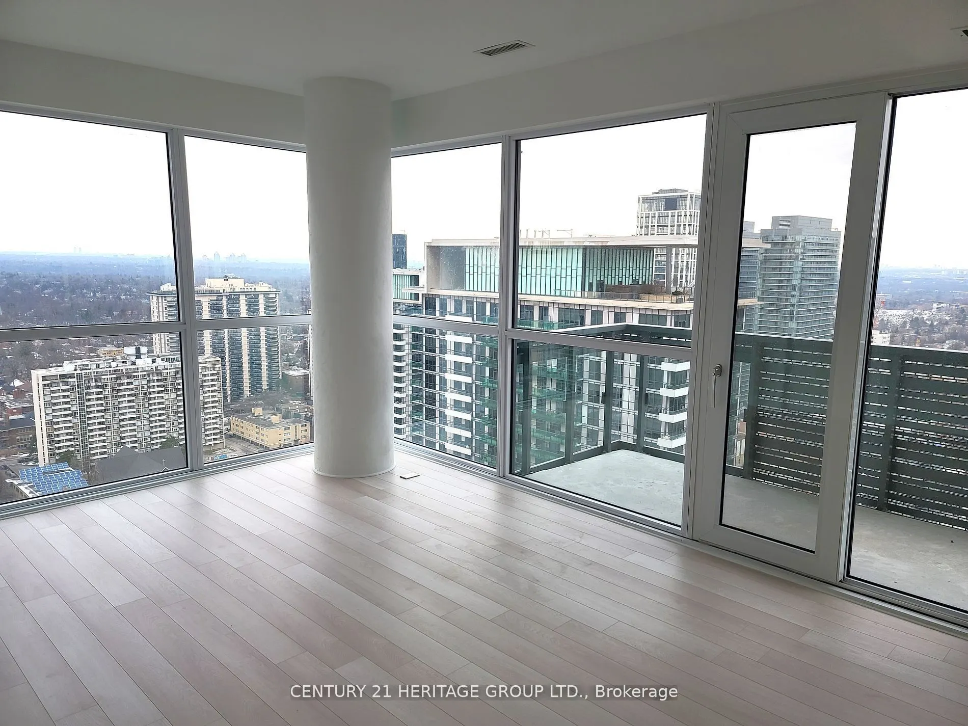 39 Roehampton Avenue #3609