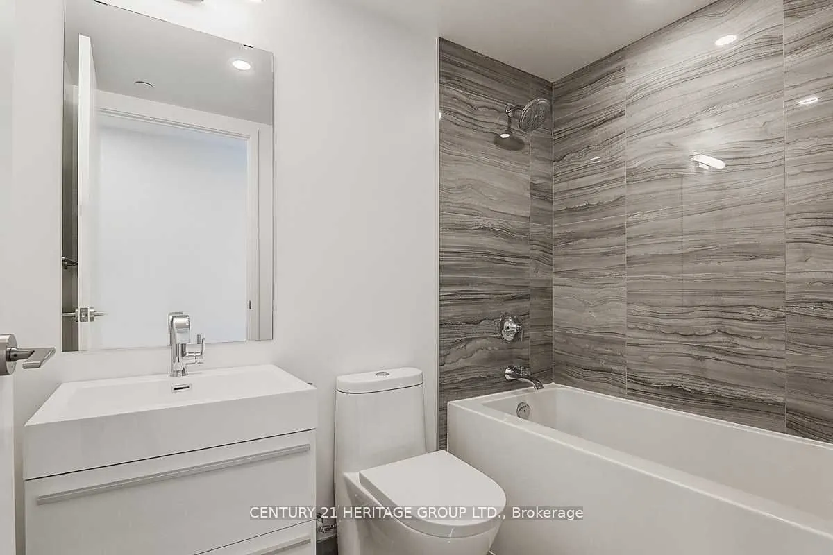 39 Roehampton Avenue #3609