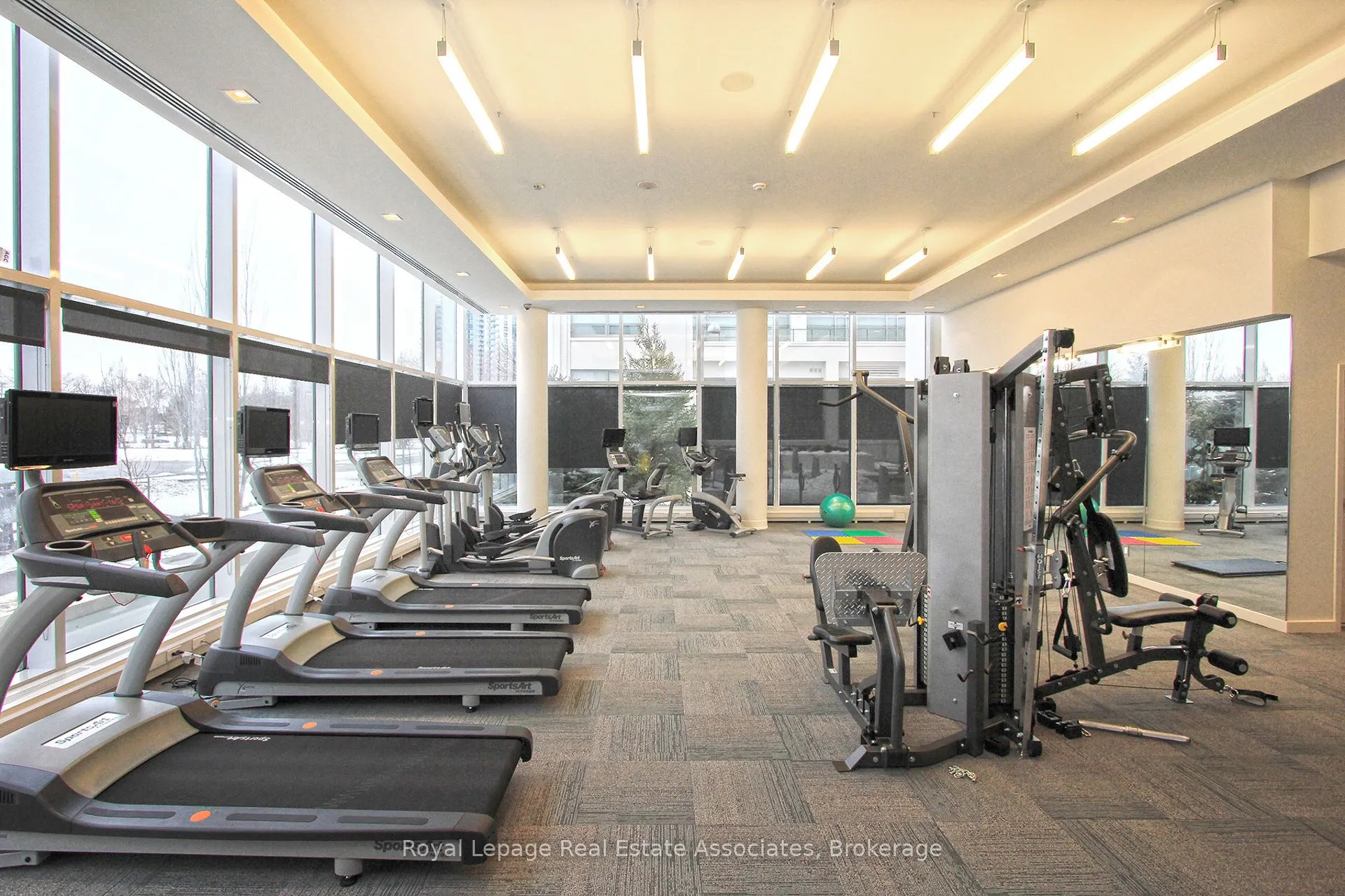 90 Stadium Road #1002