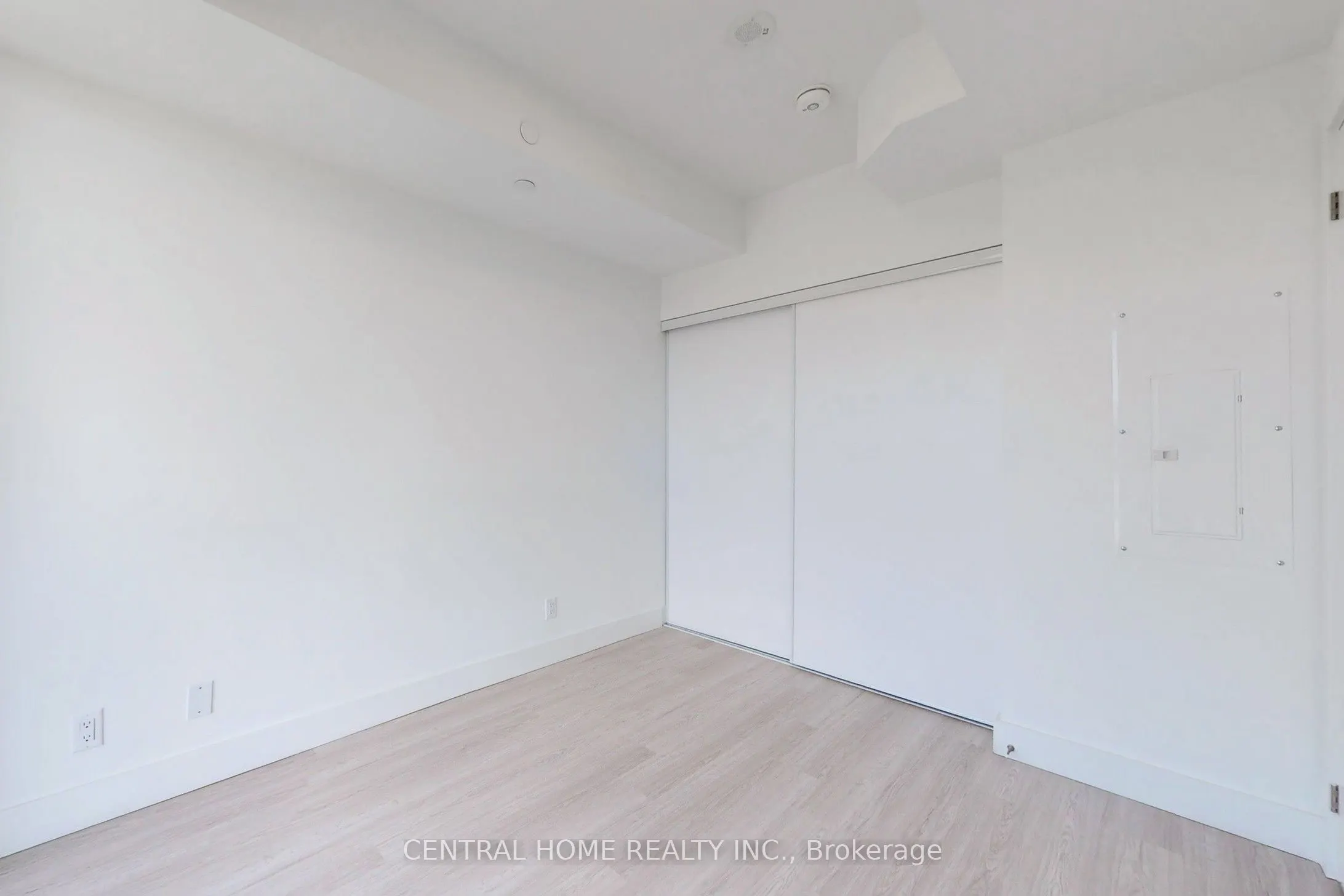6 Greenbriar Road #917