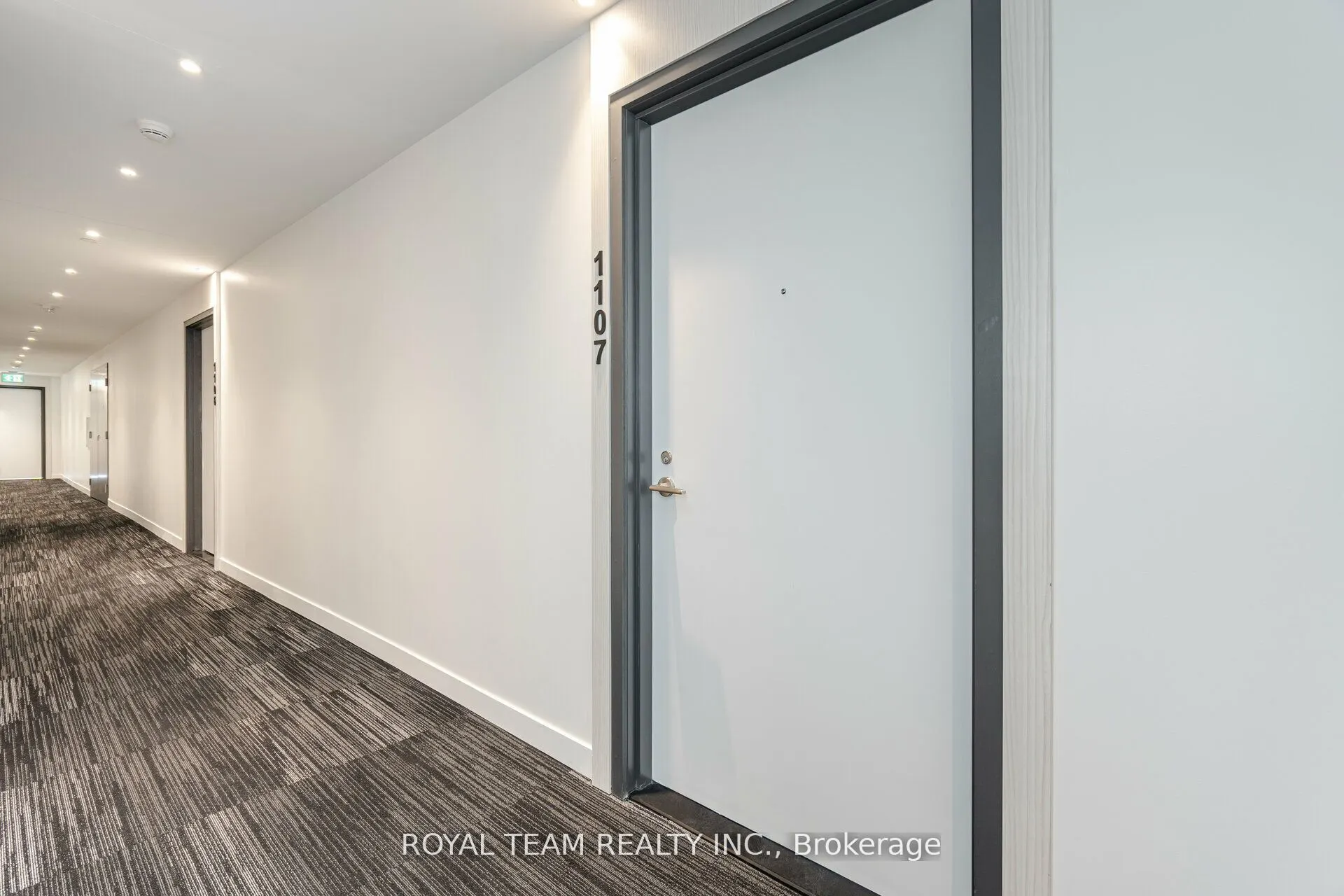 185 Alberta Avenue #1107
