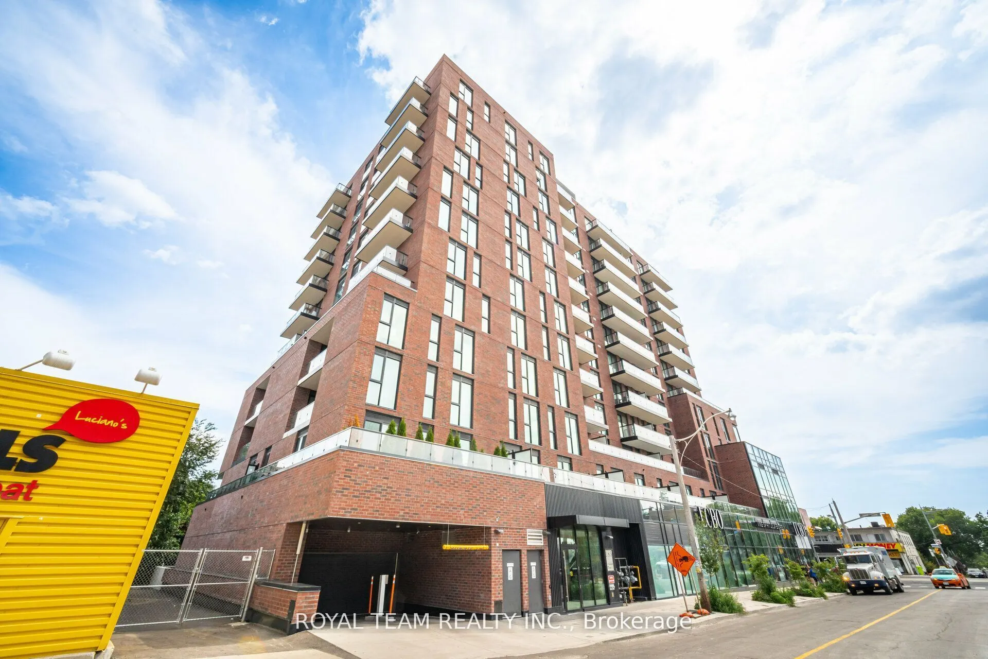185 Alberta Avenue #1107