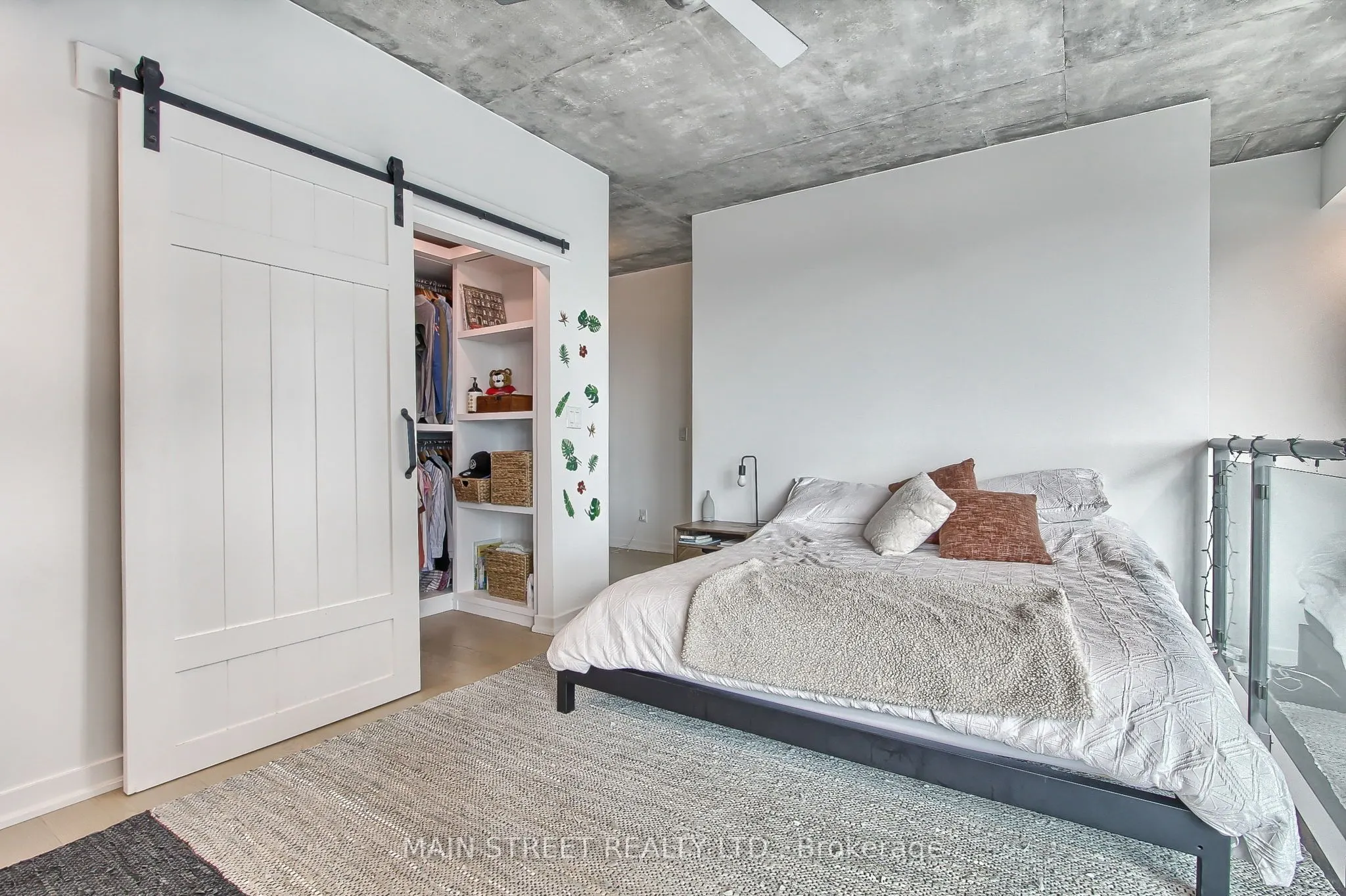 150 East Liberty Street #1213