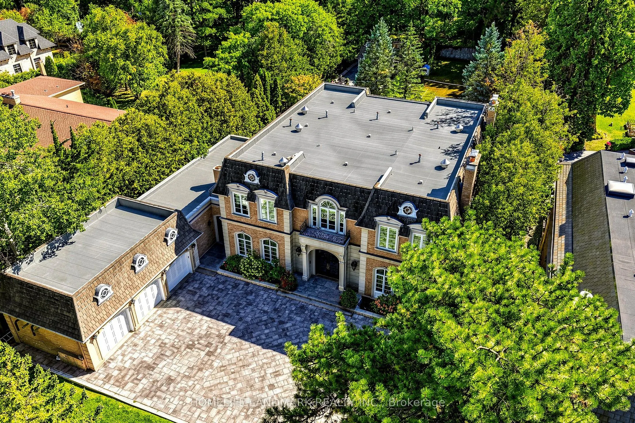 25 The Bridle Path