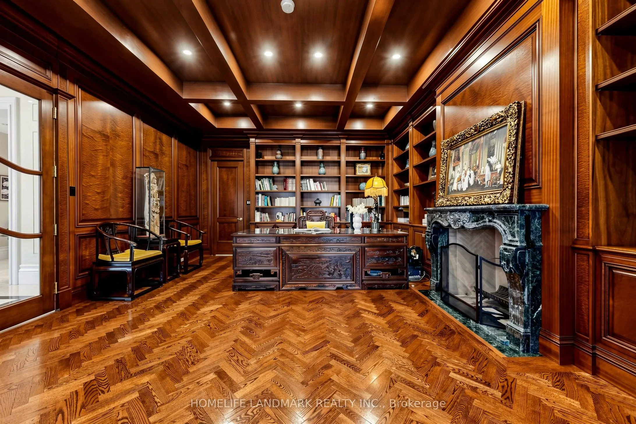 25 The Bridle Path