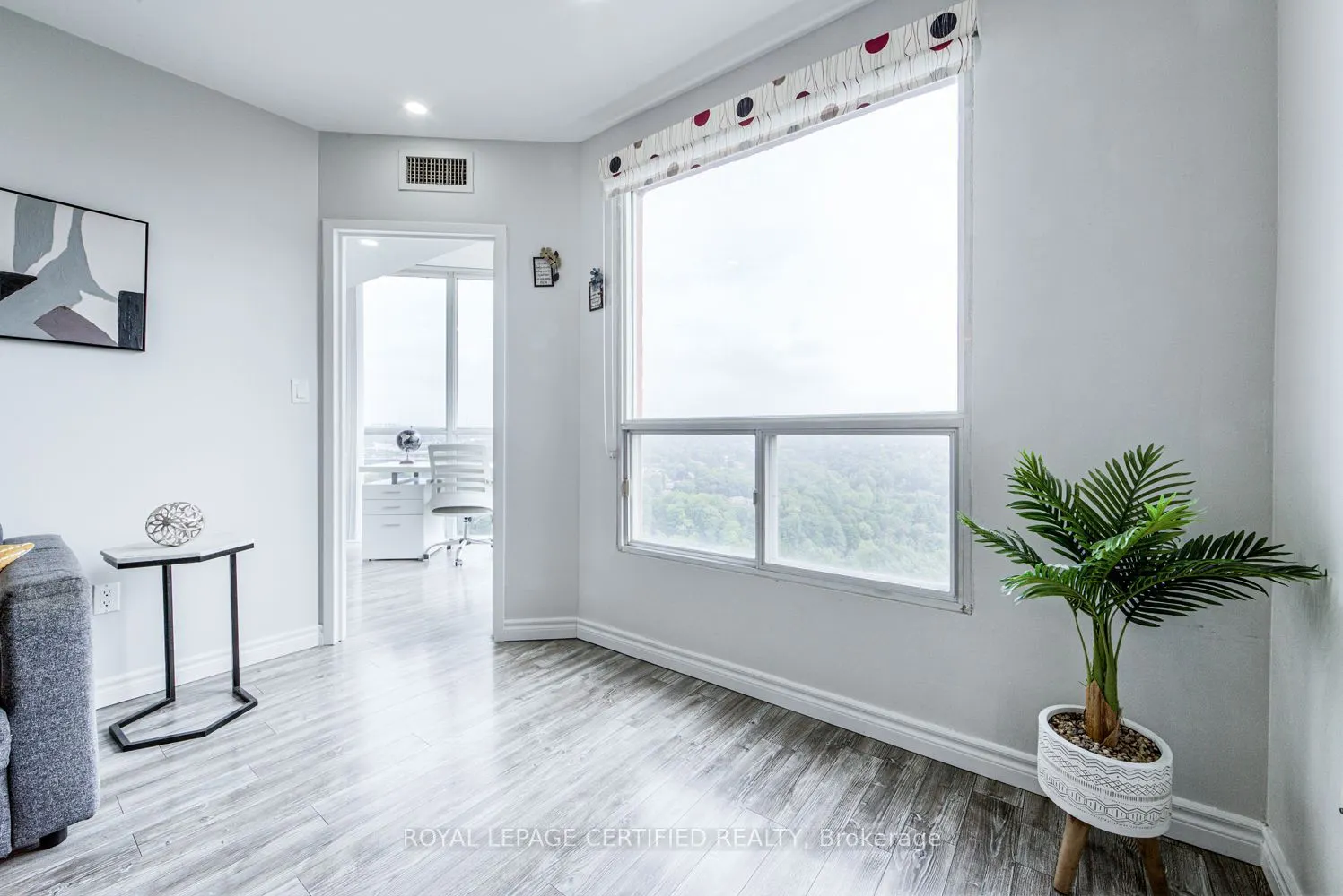 5 Concorde Place #1911