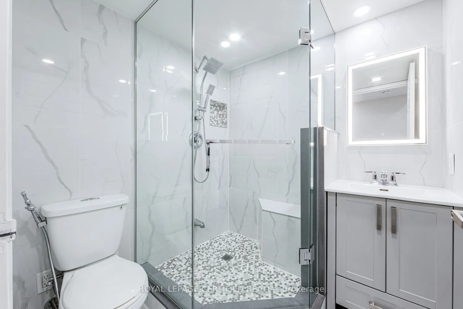 5 Concorde Place #1911