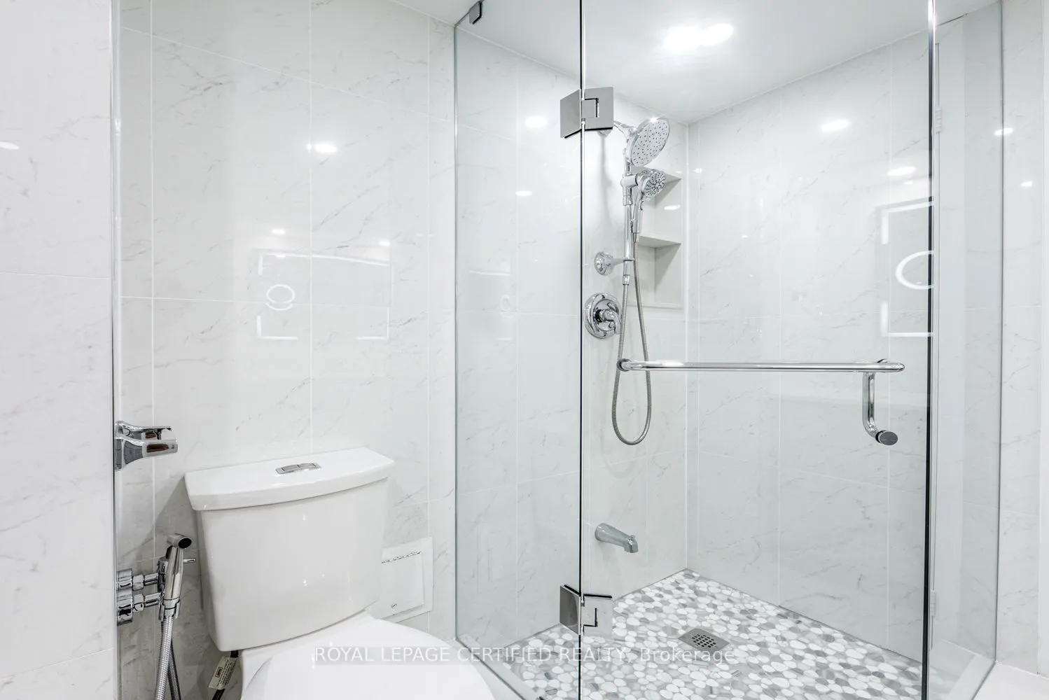 5 Concorde Place #1911