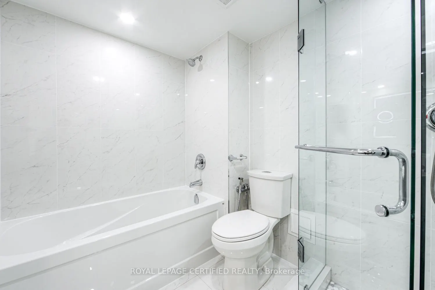 5 Concorde Place #1911