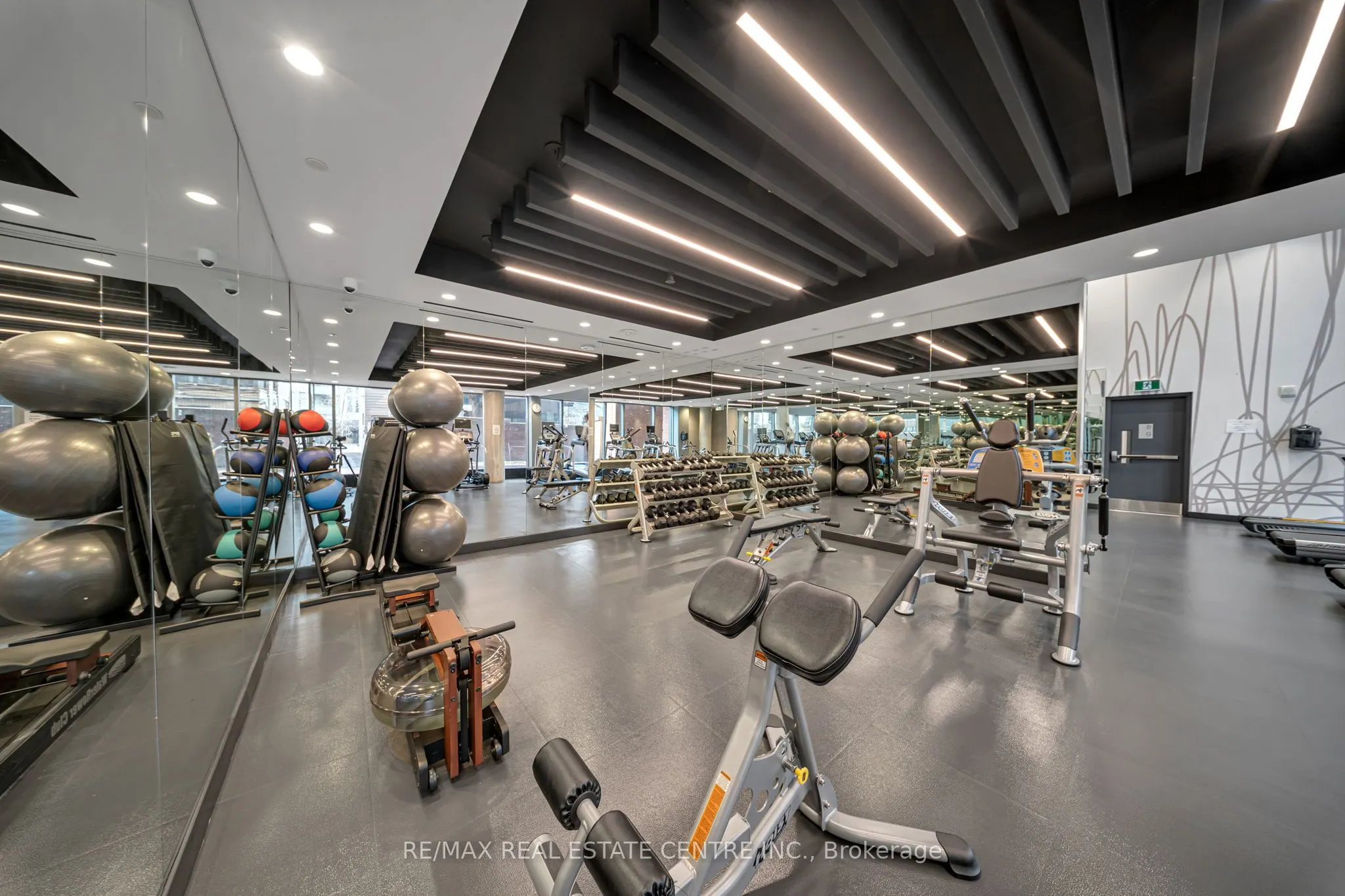 501 Adelaide Street W #306