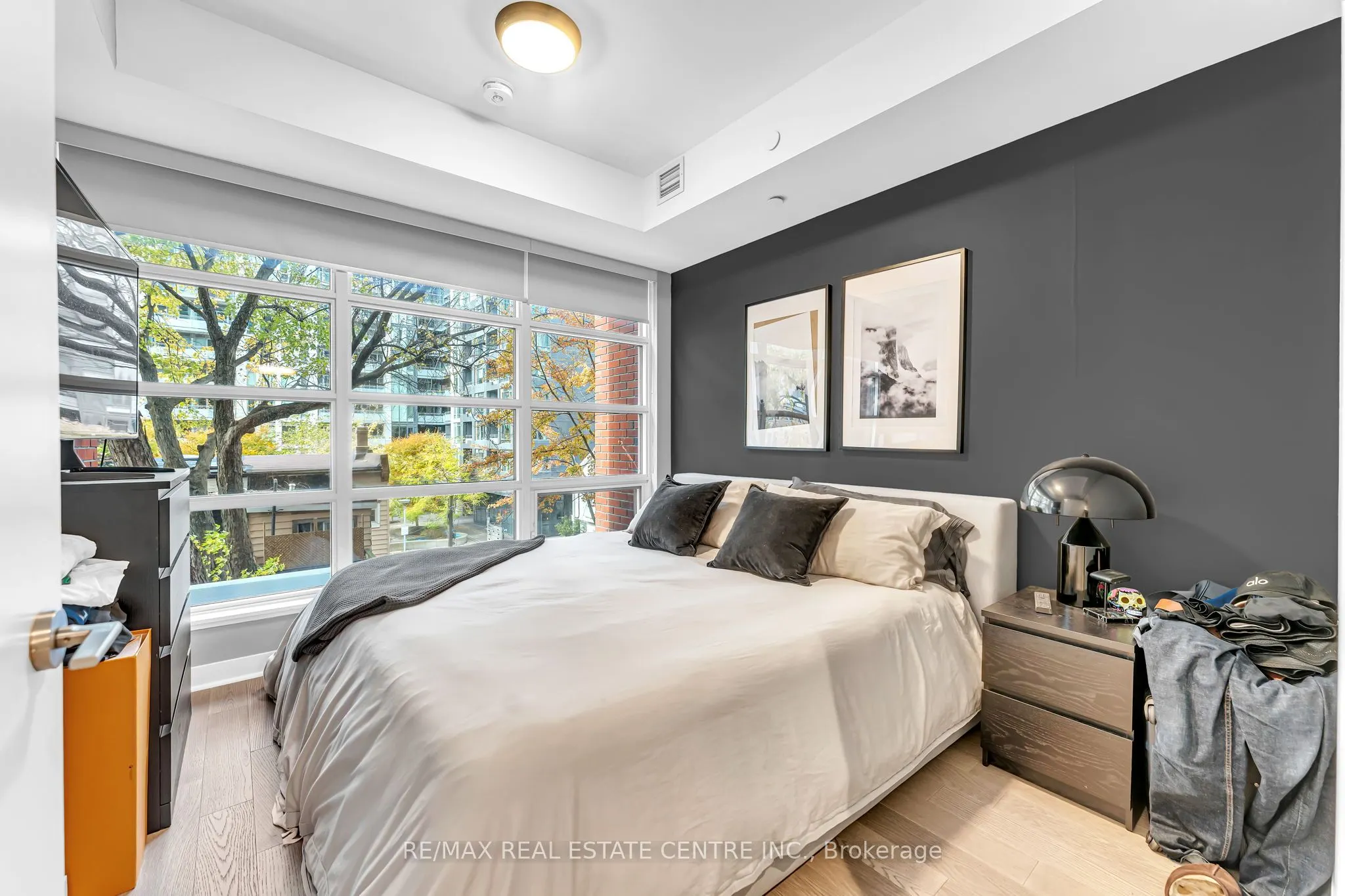 501 Adelaide Street W #306