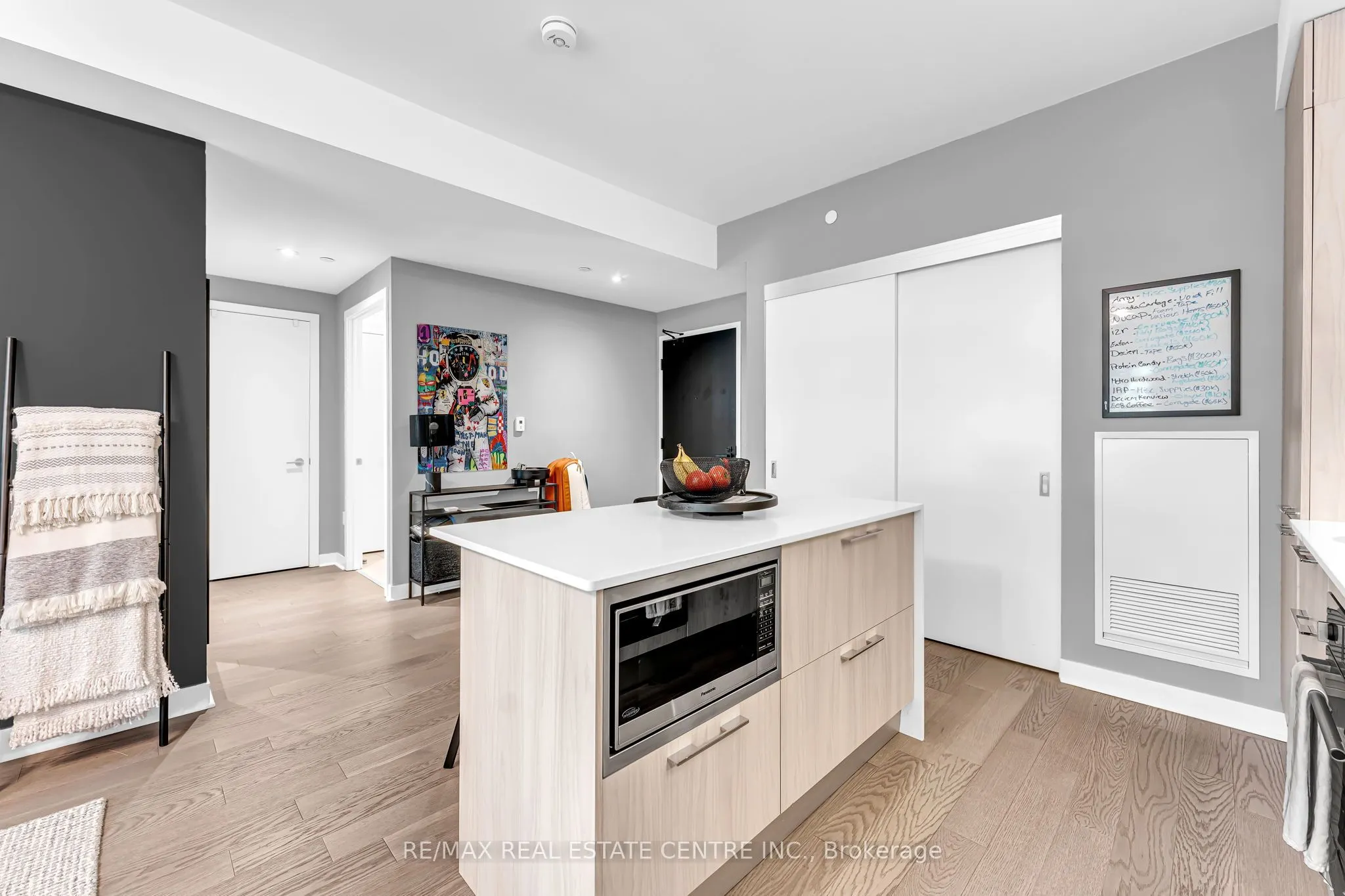 501 Adelaide Street W #306
