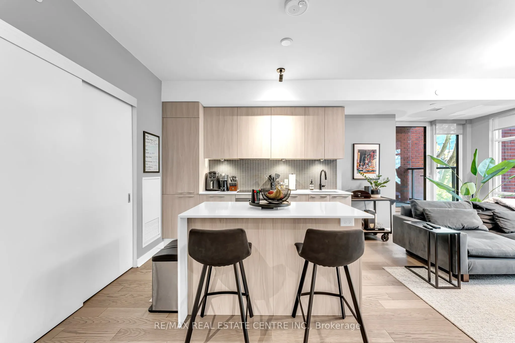 501 Adelaide Street W #306
