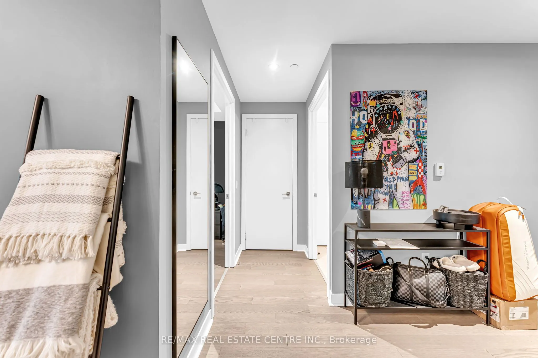 501 Adelaide Street W #306