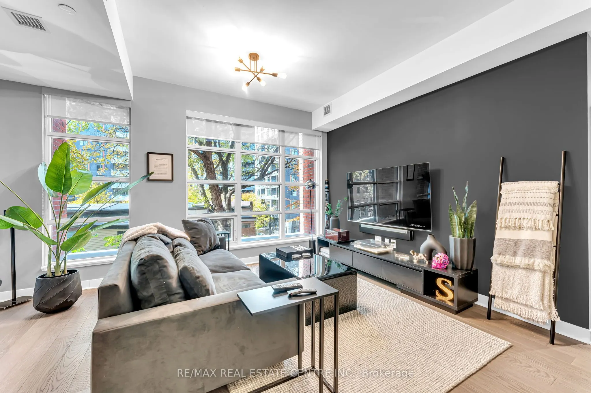 501 Adelaide Street W #306