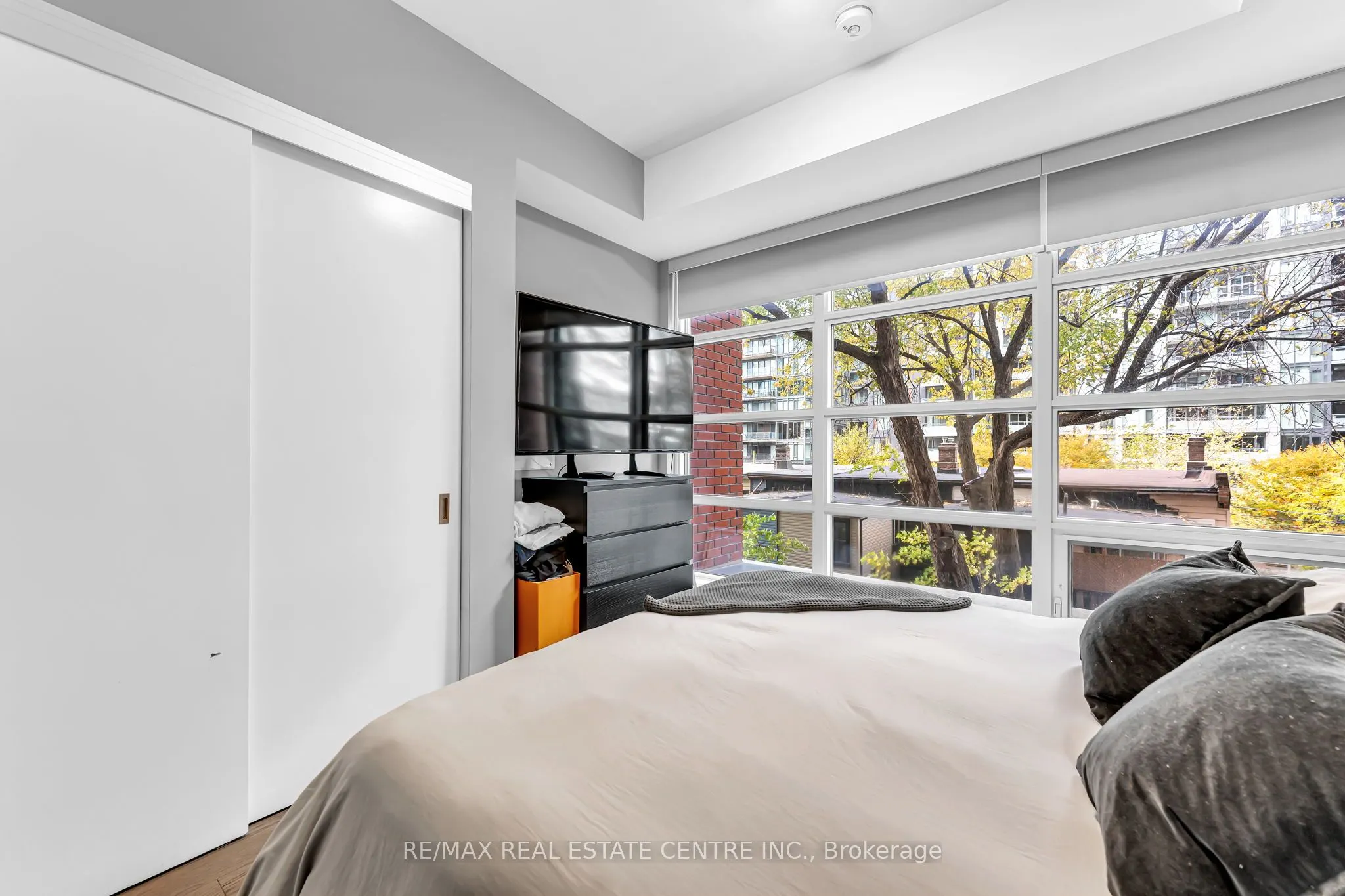 501 Adelaide Street W #306