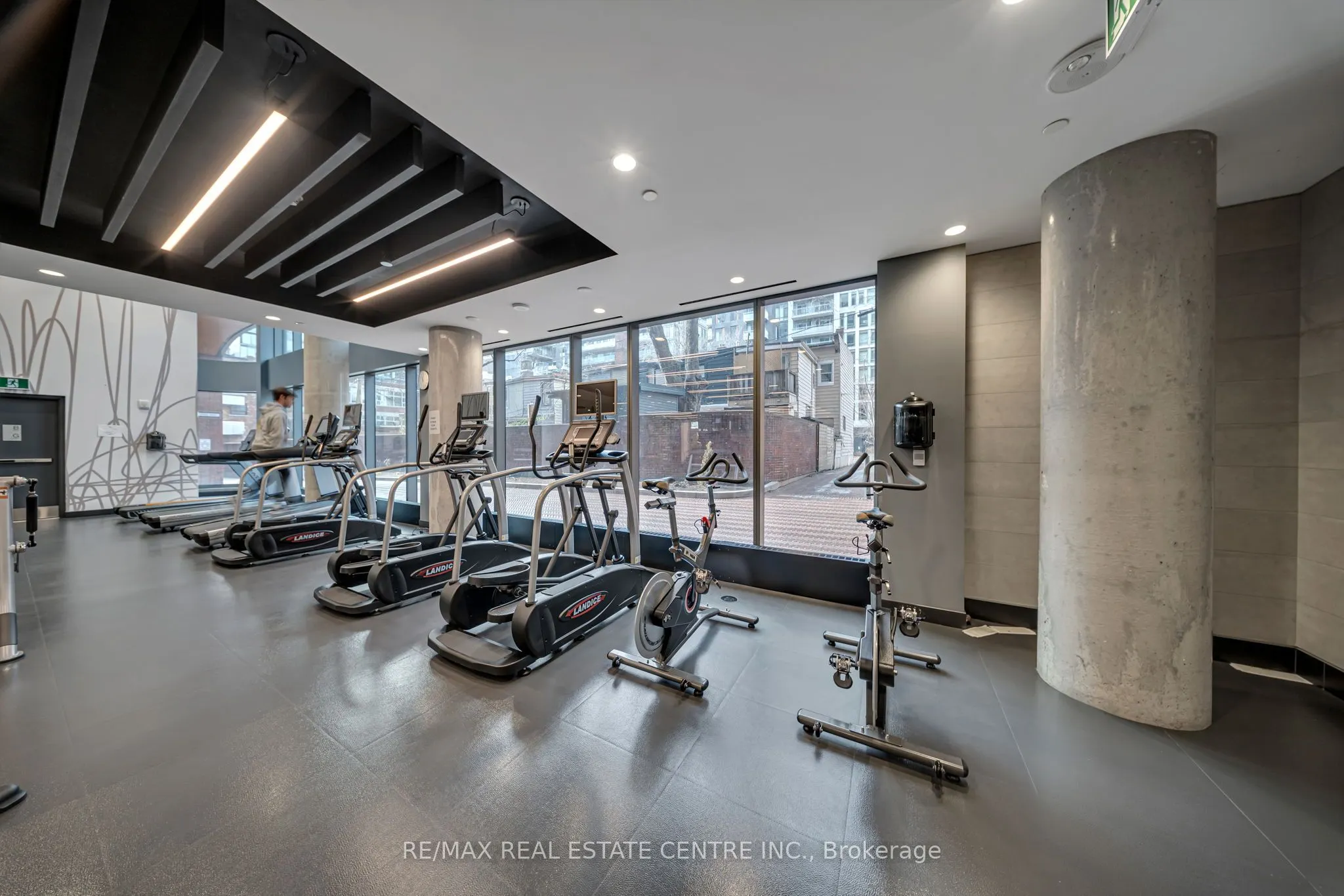 501 Adelaide Street W #306