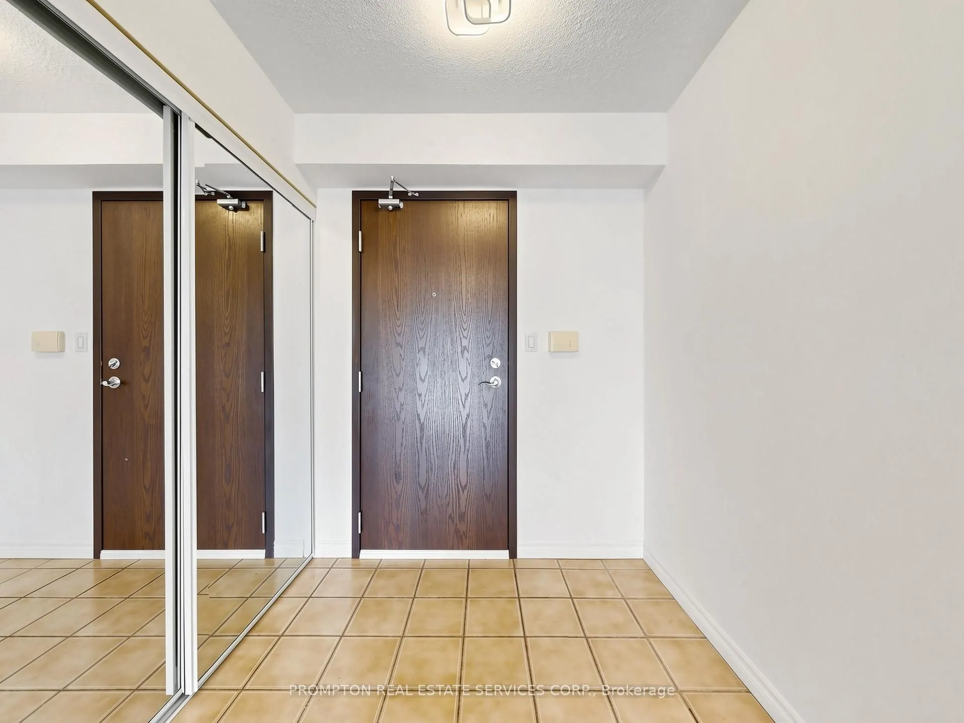 30 Greenfield Avenue #1211
