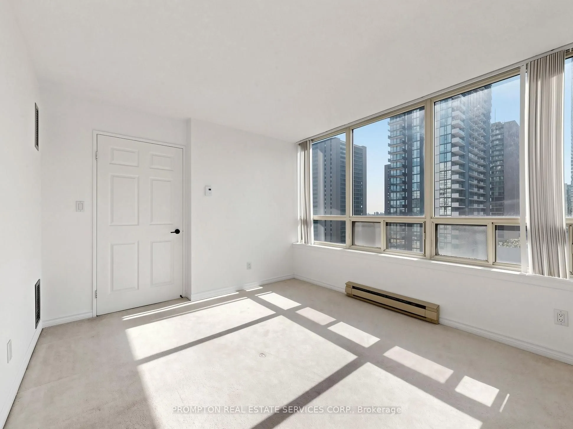 30 Greenfield Avenue #1211