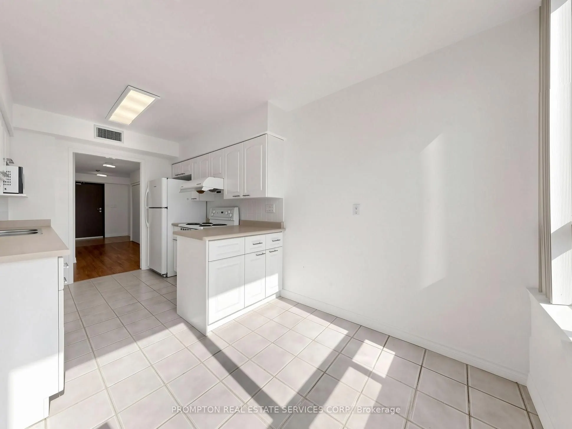 30 Greenfield Avenue #1211
