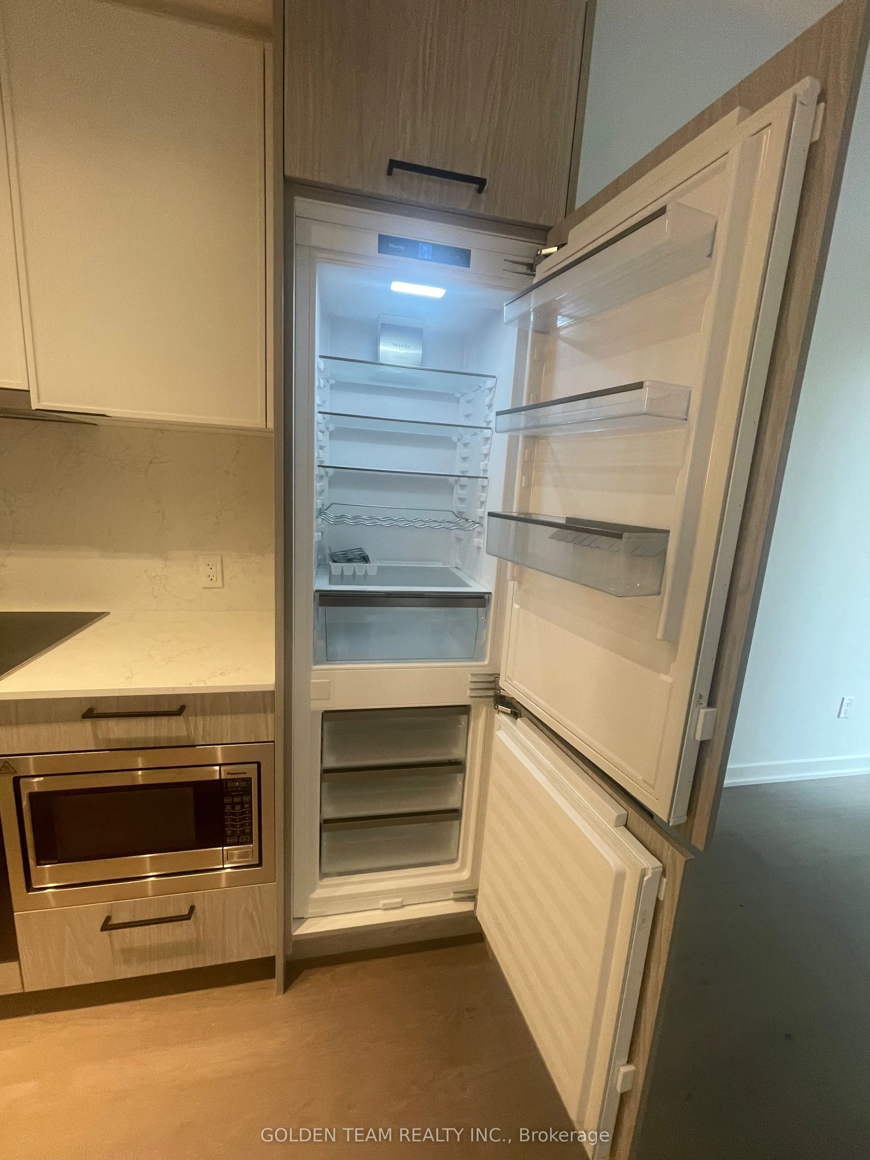 91 Montclair Avenue #905