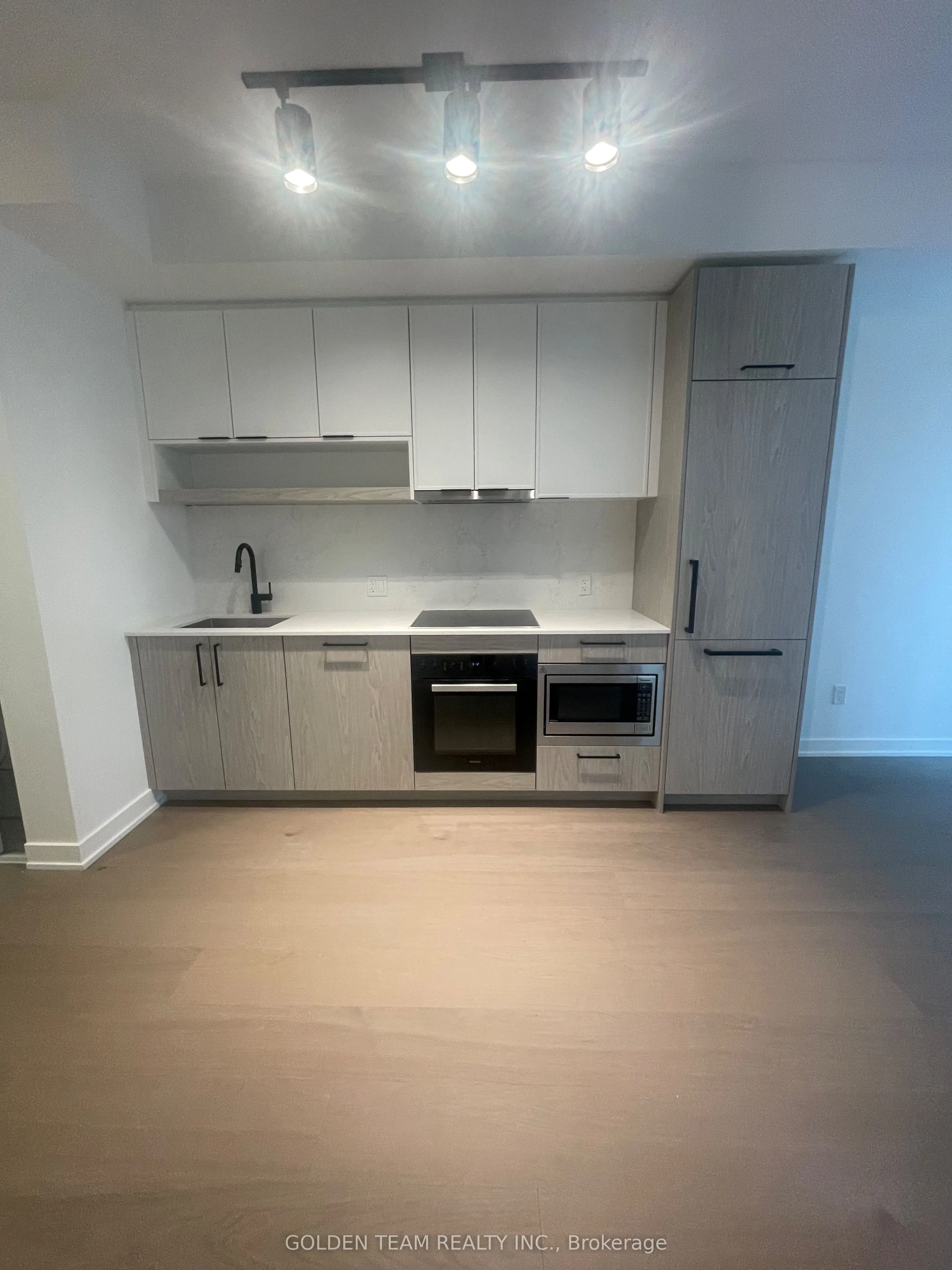 91 Montclair Avenue #905